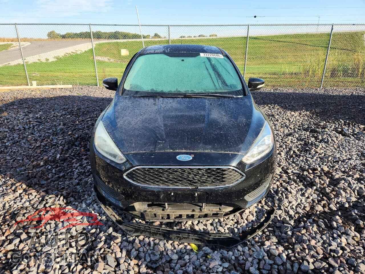 FORD FOCUS 2015 - 1FADP3F28FL203948