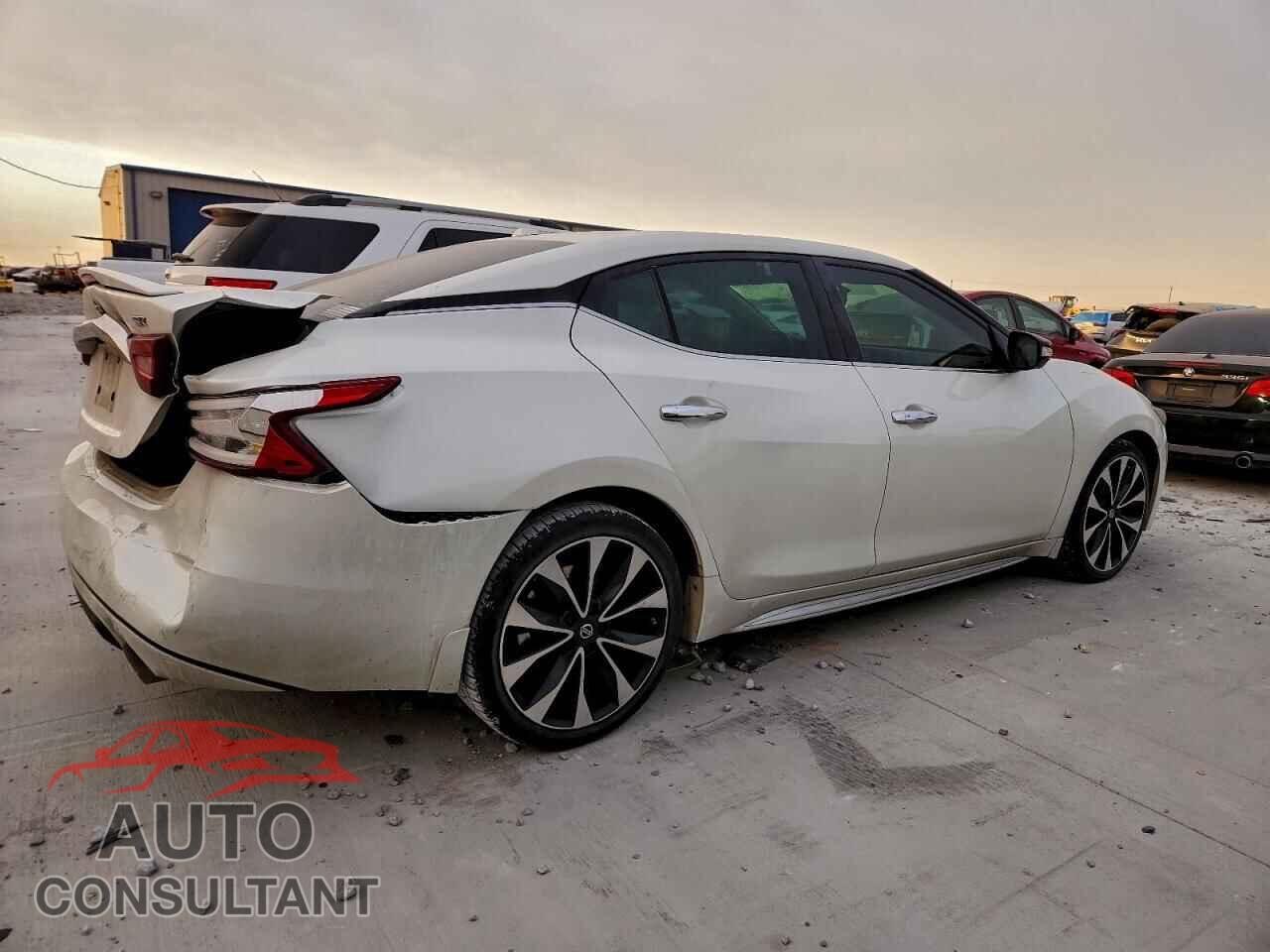 NISSAN MAXIMA 2017 - 1N4AA6AP1HC404182