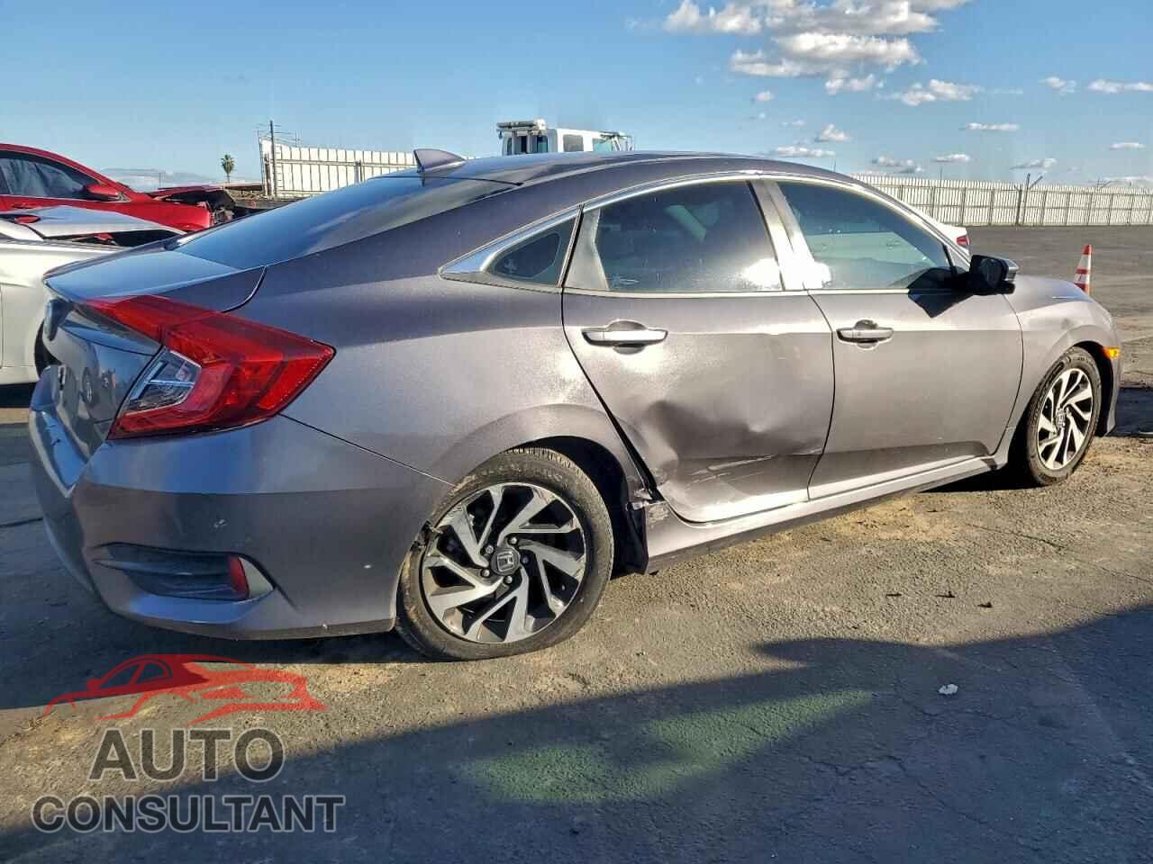 HONDA CIVIC 2017 - 19XFC2F78HE230812