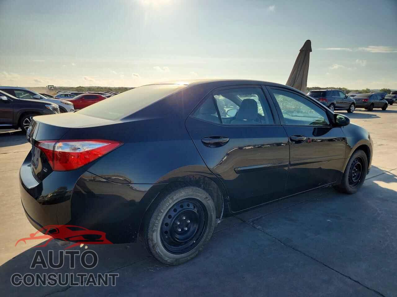 TOYOTA COROLLA 2015 - 5YFBURHE8FP280511