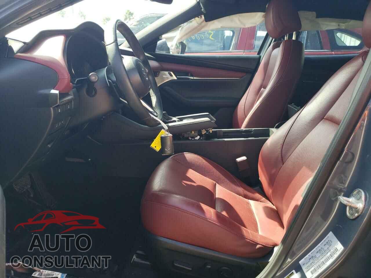 MAZDA 3 2020 - JM1BPANM6L1175227