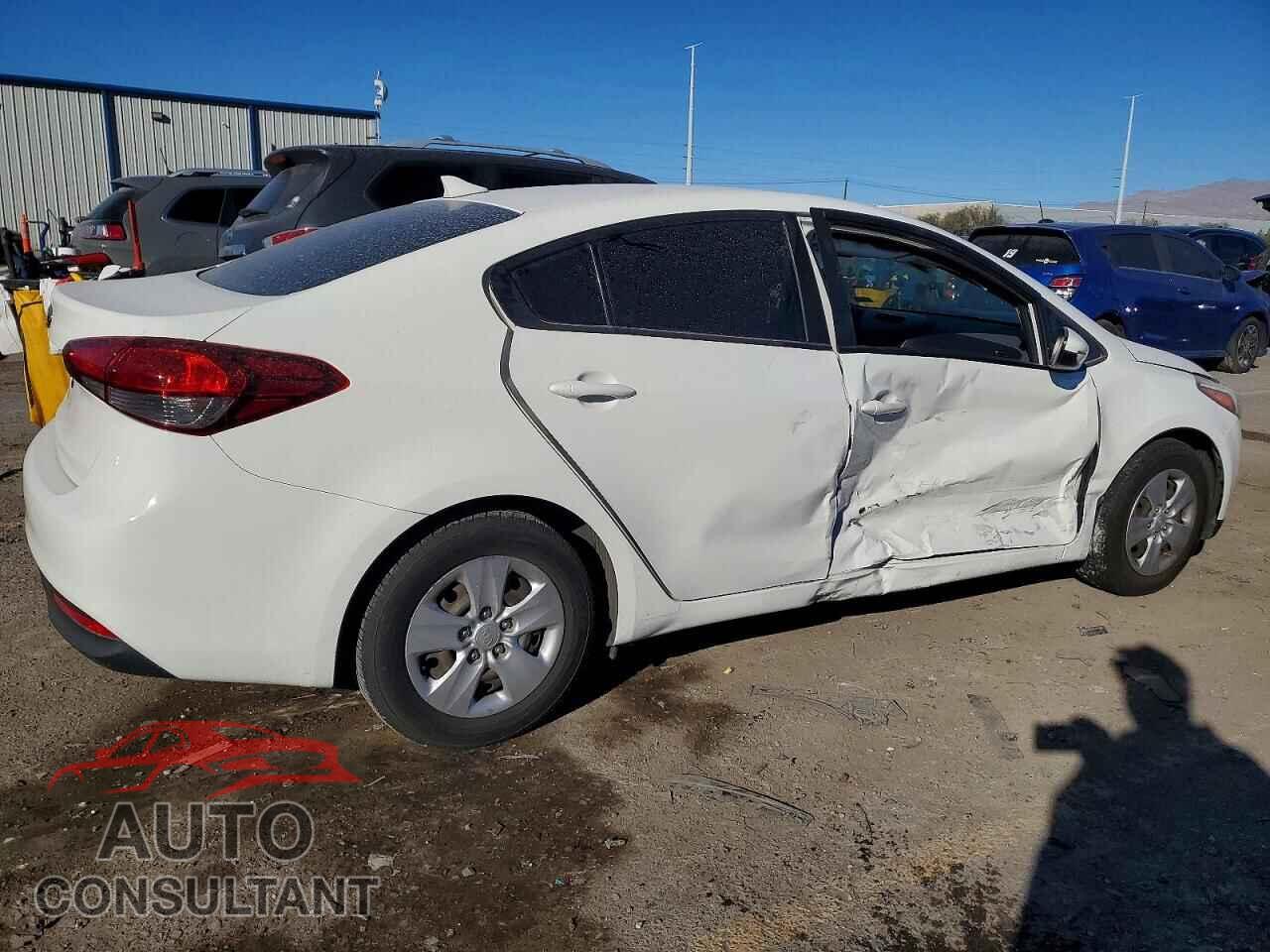 KIA FORTE 2017 - 3KPFK4A77HE067429