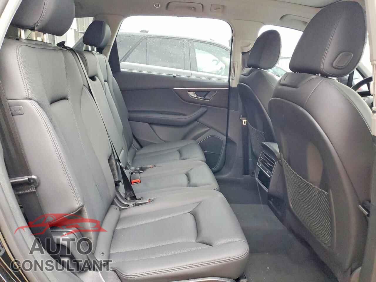 AUDI Q7 2024 - WA1LXBF70RD006762