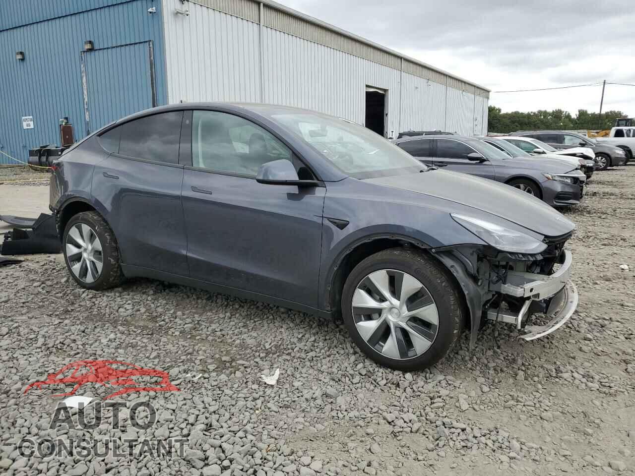 TESLA MODEL Y 2023 - 7SAYGDEE6PF683069
