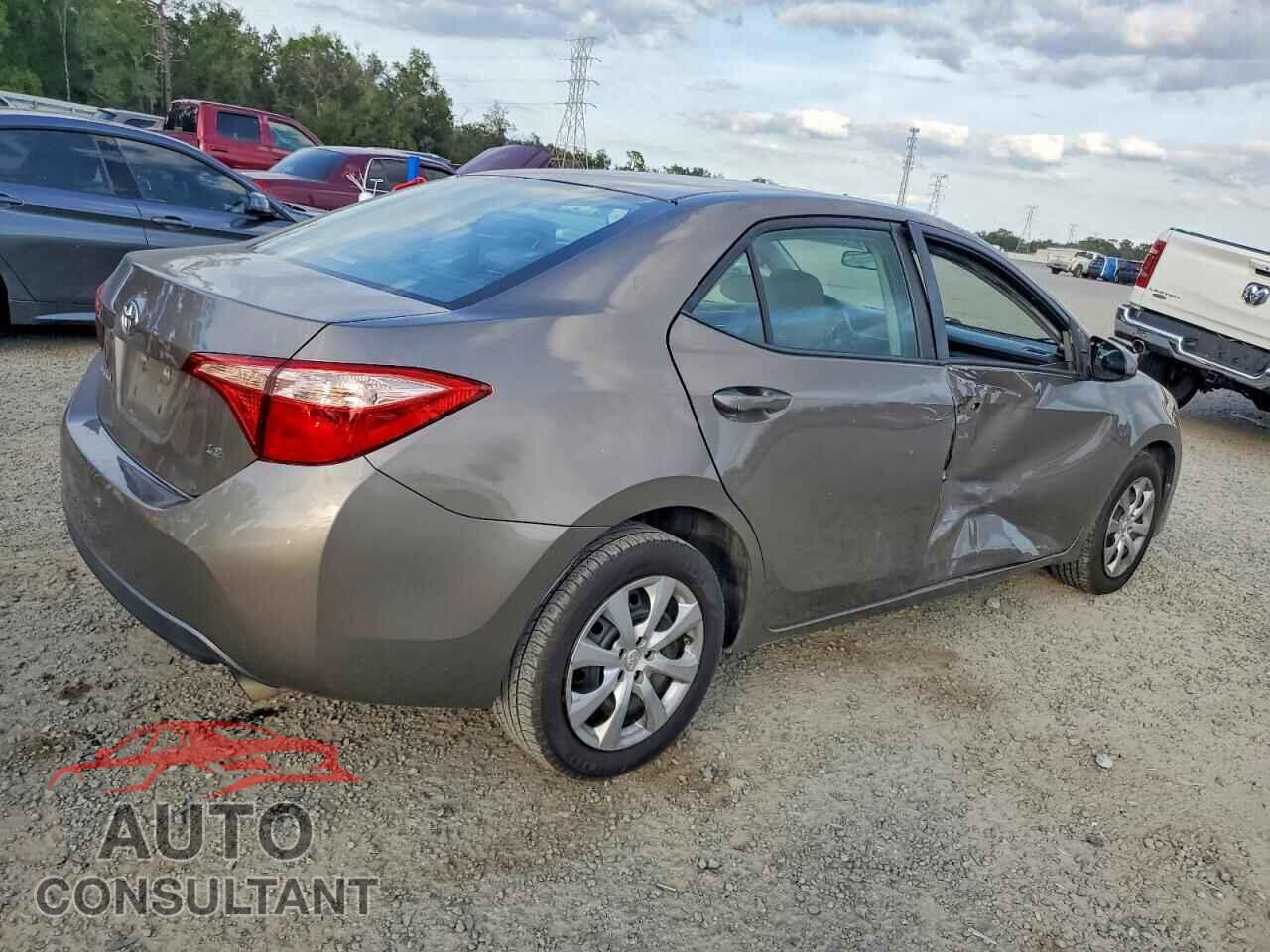 TOYOTA COROLLA 2018 - 5YFBURHE9JP830355