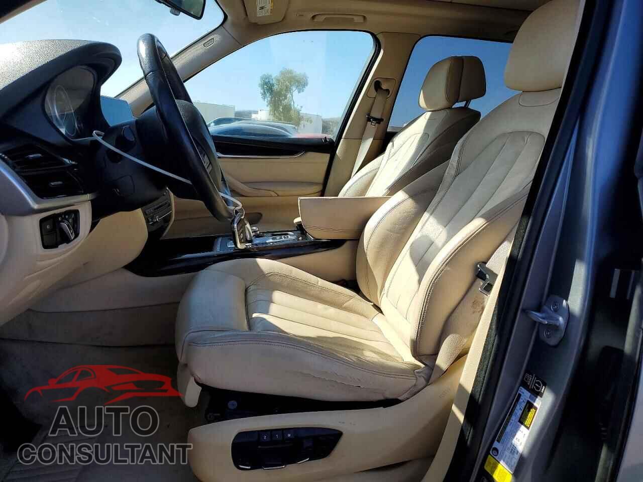 BMW X5 2014 - 5UXKR6C57E0J71990