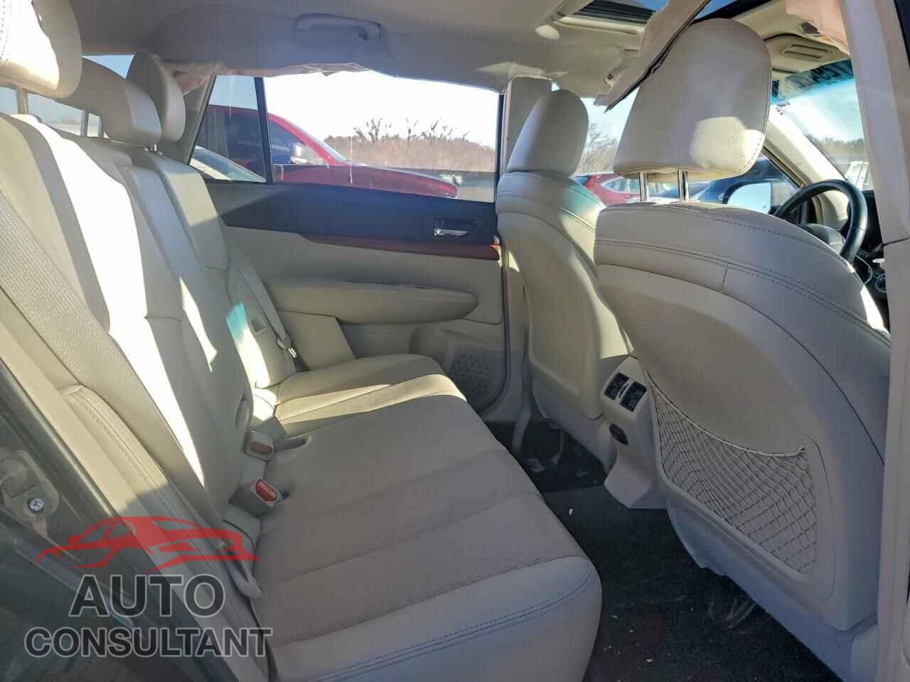 SUBARU OUTBACK 2013 - 4S4BRCLC7D3223285