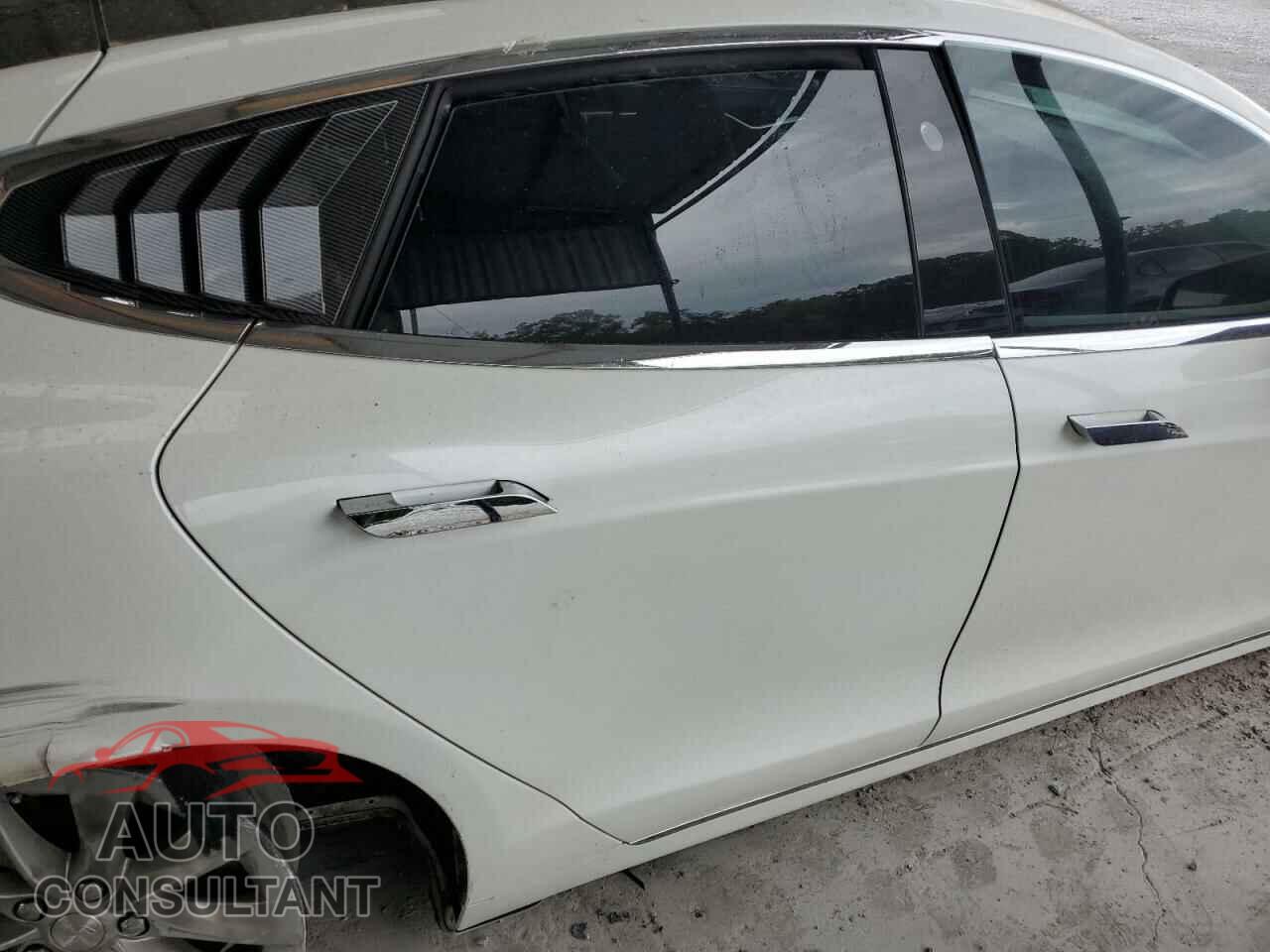 TESLA MODEL S 2017 - 5YJSA1E21HF209797