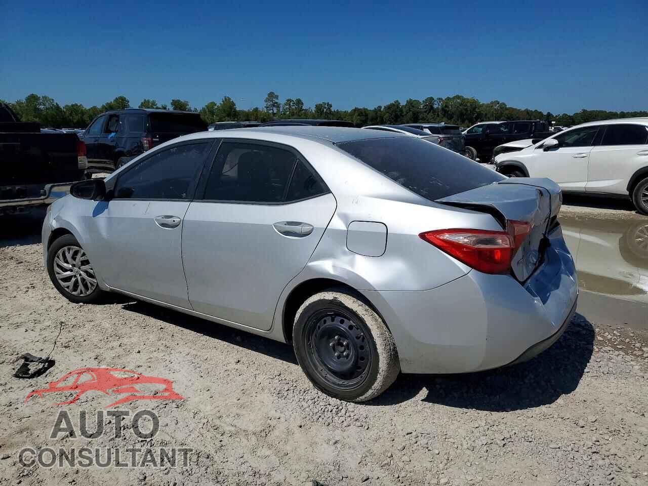 TOYOTA COROLLA 2017 - 5YFBURHEXHP703964