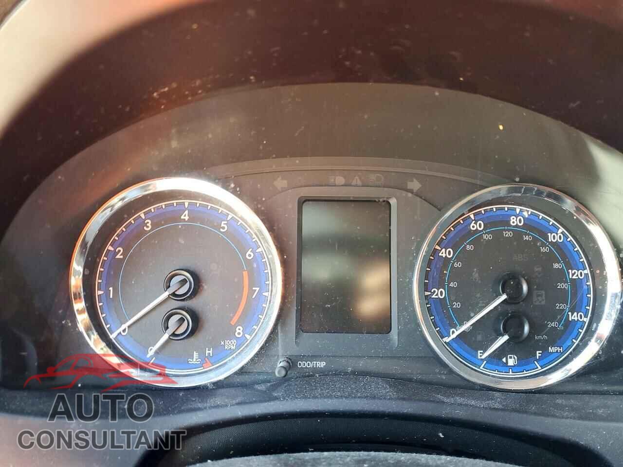 TOYOTA COROLLA 2017 - 5YFBURHEXHP703964