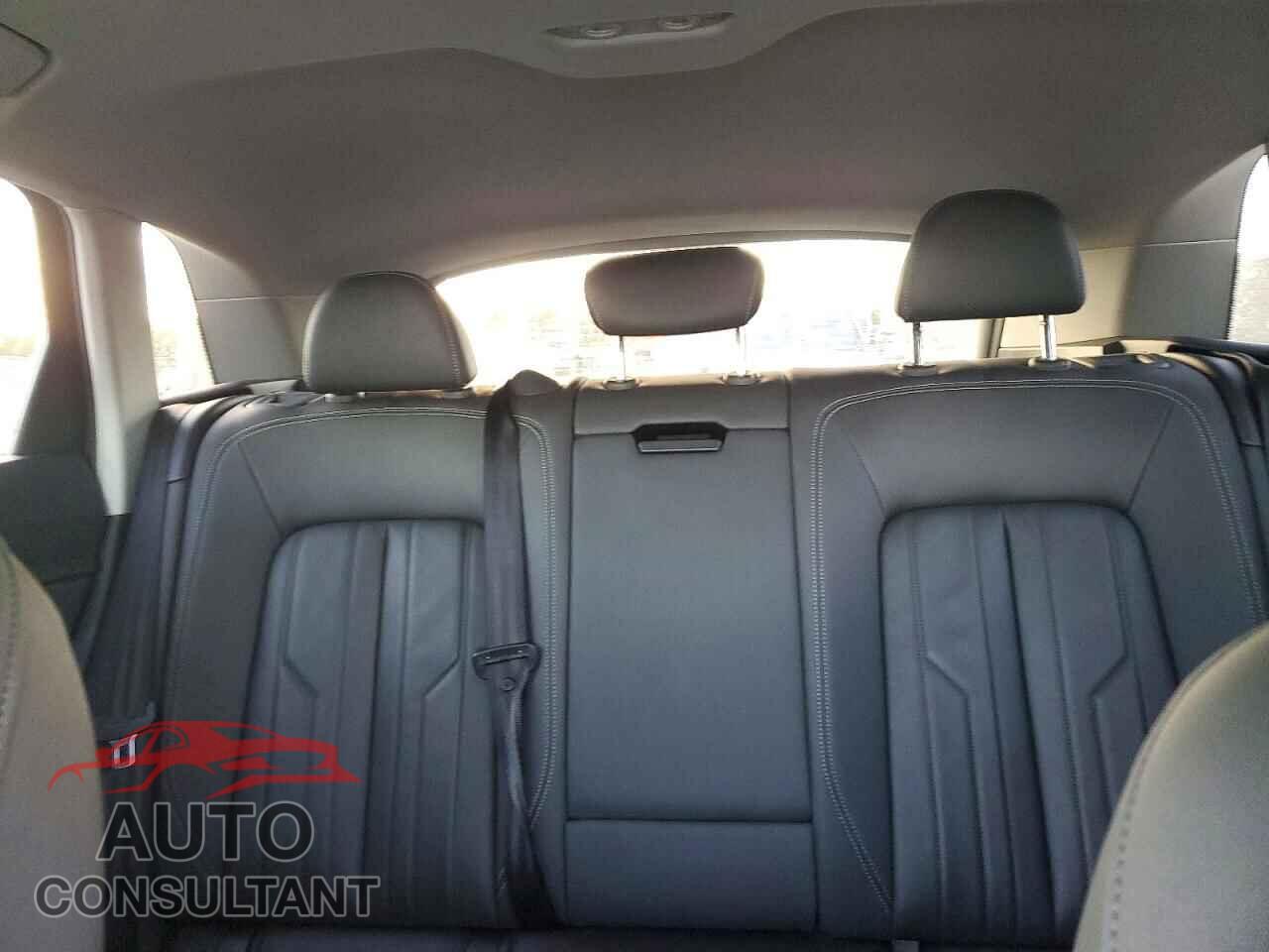 AUDI E-TRON 2021 - WA1AAAGE8MB027119