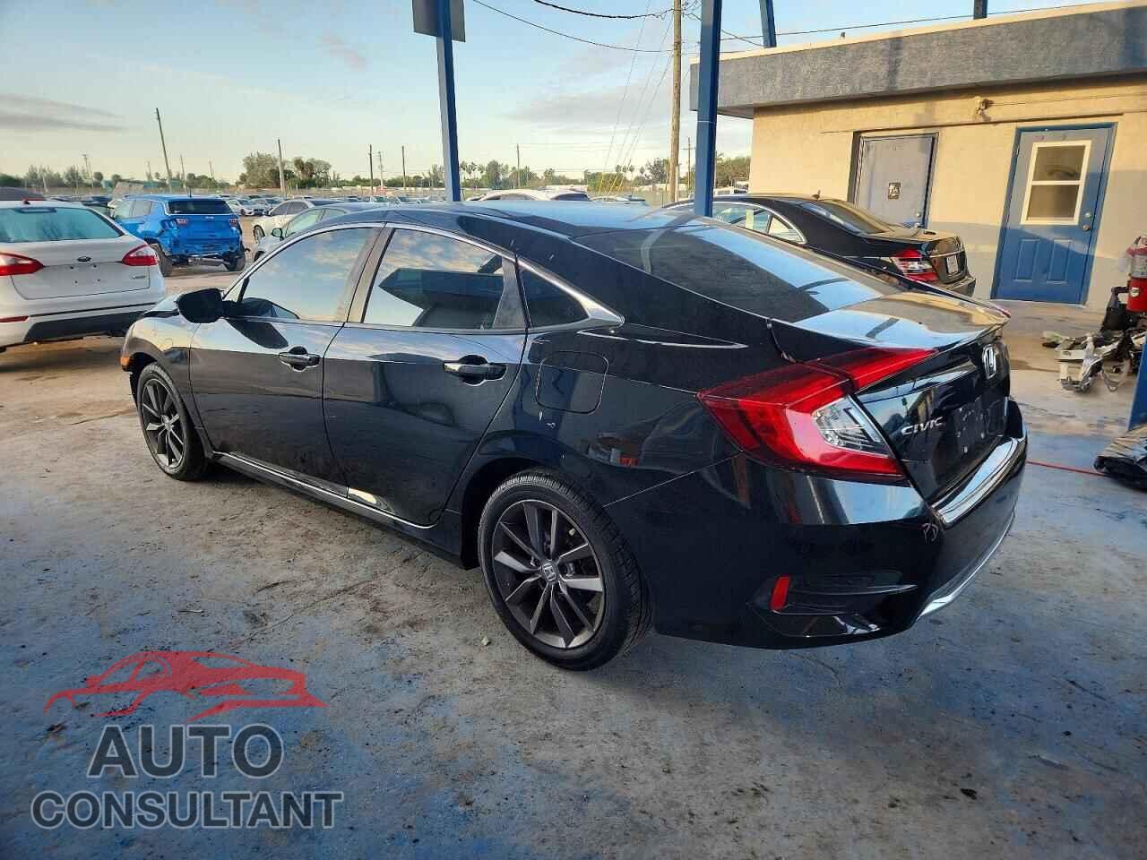 HONDA CIVIC 2019 - 2HGFC2F68KH513456