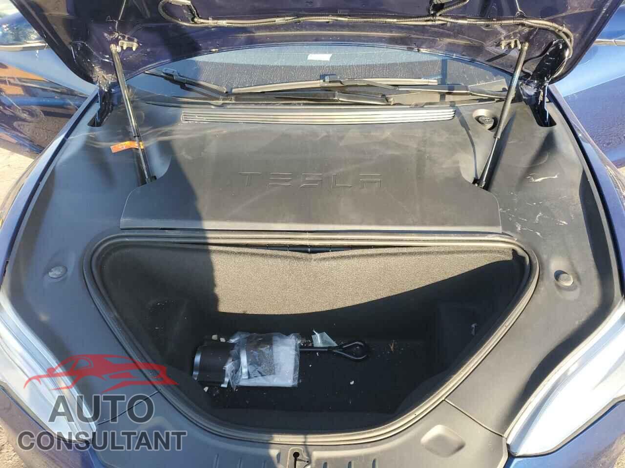 TESLA MODEL S 2020 - 5YJSA1E24LF396185