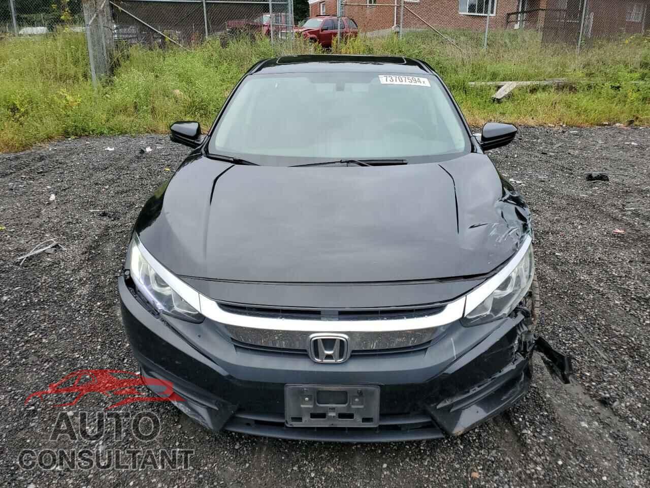 HONDA CIVIC 2017 - 2HGFC2F75HH577732