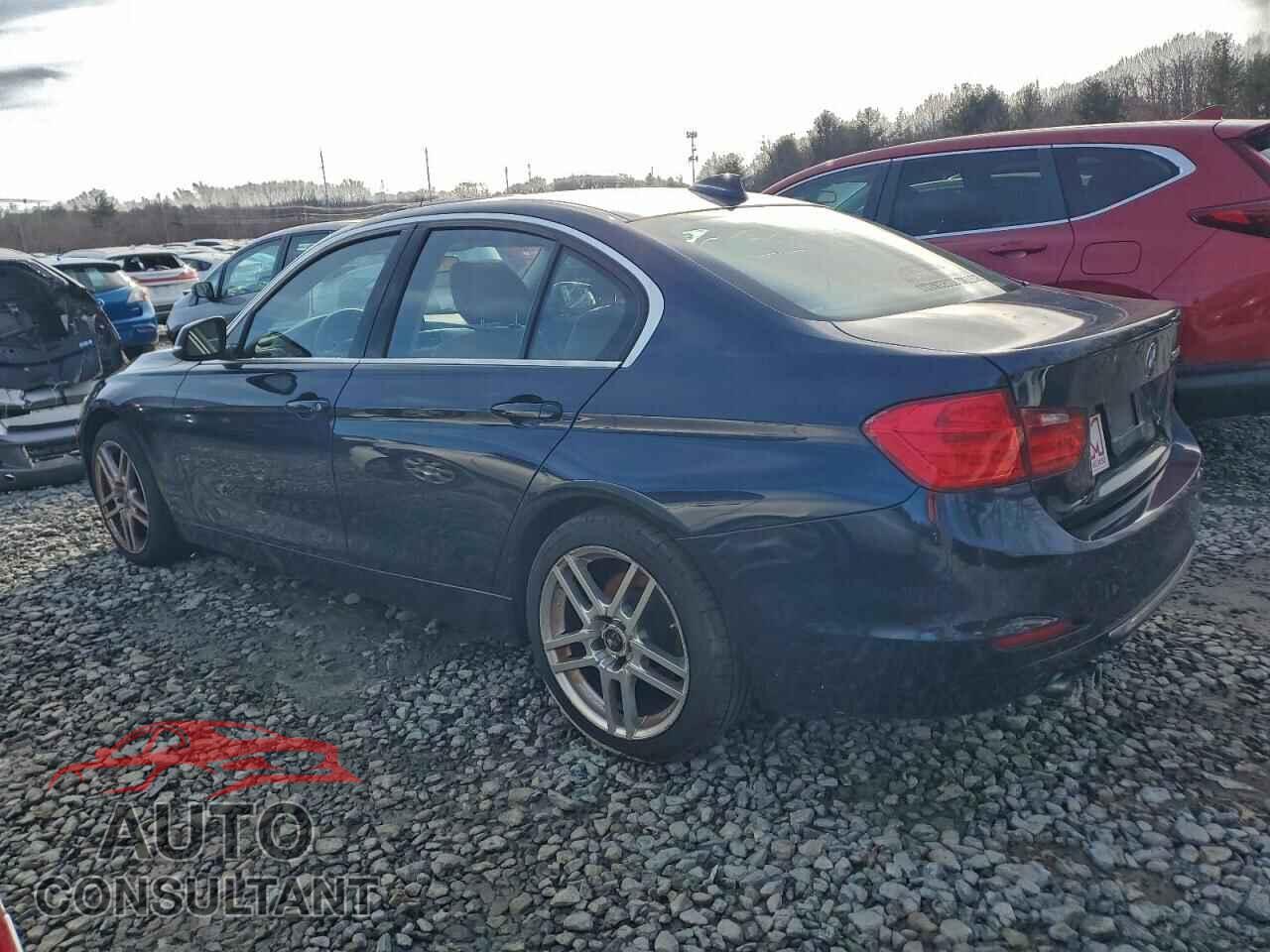 BMW 3 SERIES 2012 - WBA3A5C54CF258342
