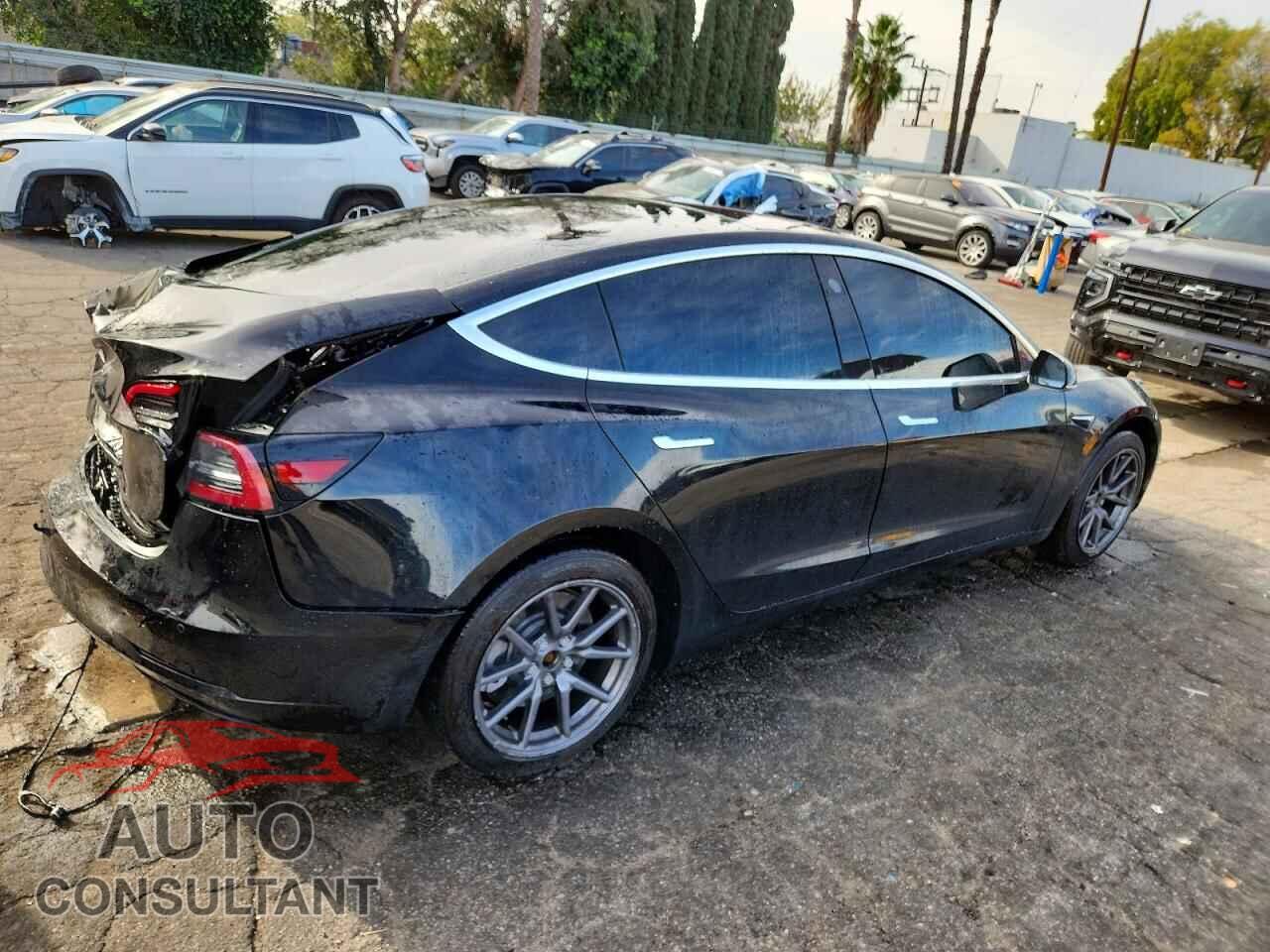 TESLA MODEL 3 2019 - 5YJ3E1EA7KF305022