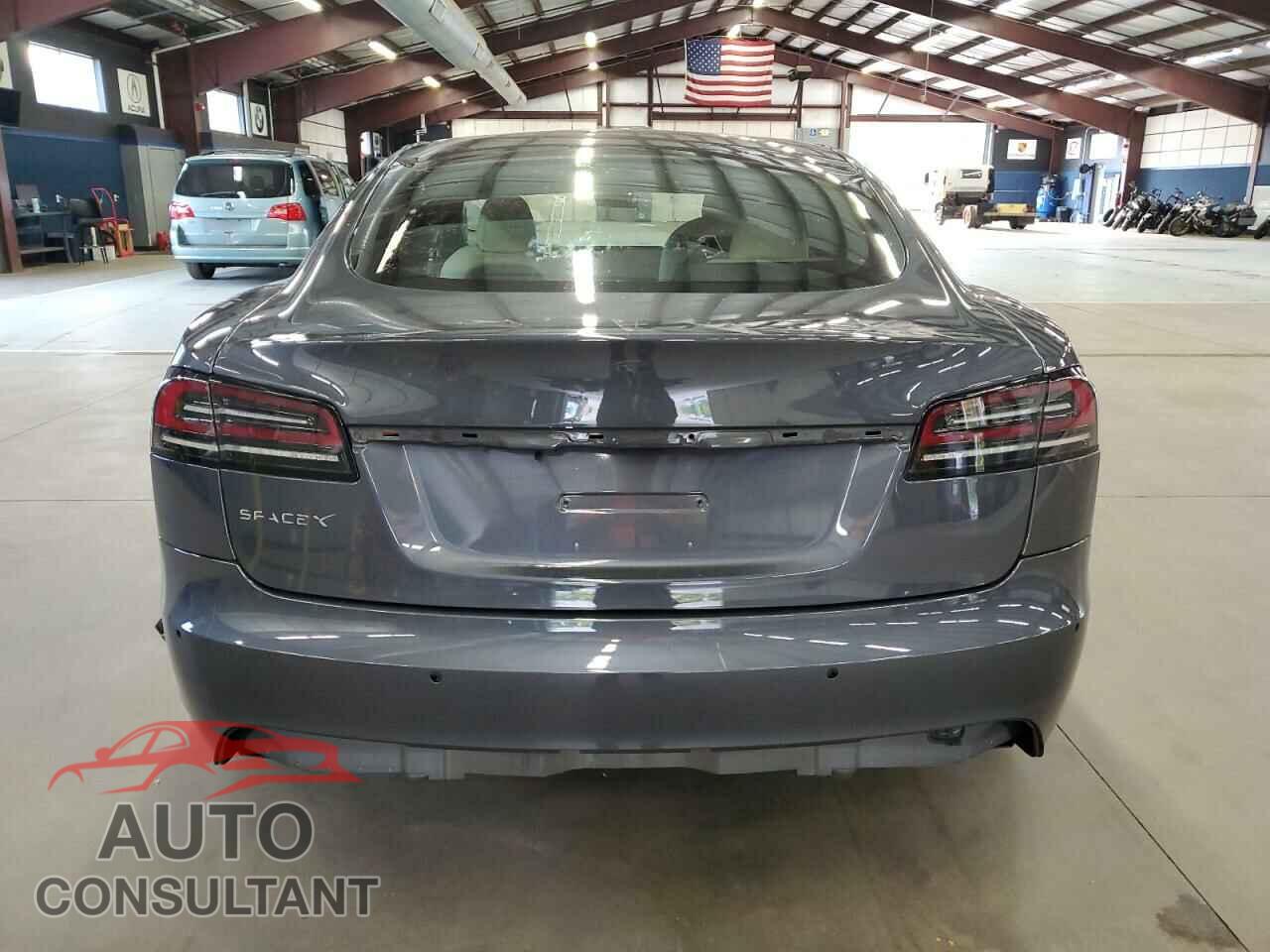 TESLA MODEL S 2023 - 5YJSA1E55PF499423