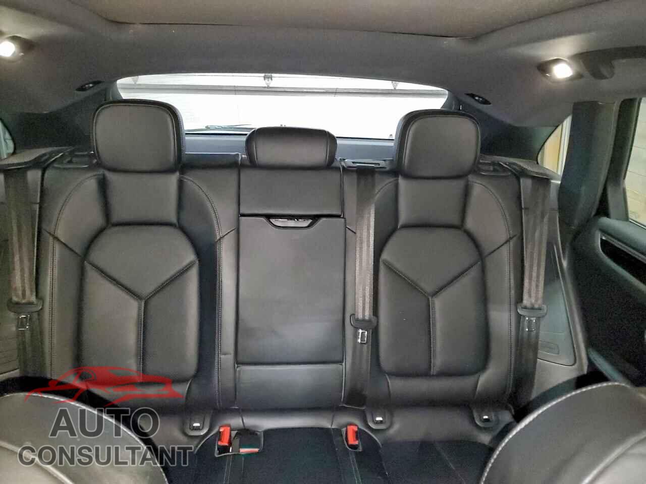 PORSCHE MACAN 2017 - WP1AB2A57HLB20715