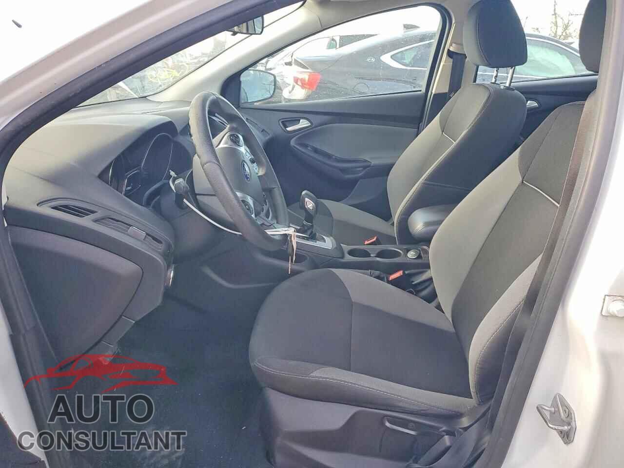 FORD FOCUS 2014 - 1FADP3F23EL406728