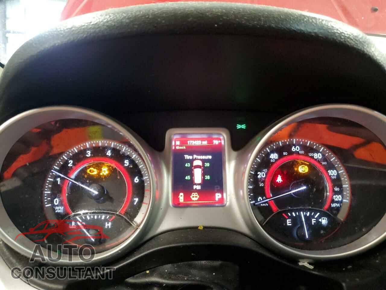 DODGE JOURNEY 2015 - 3C4PDCEG2FT682675