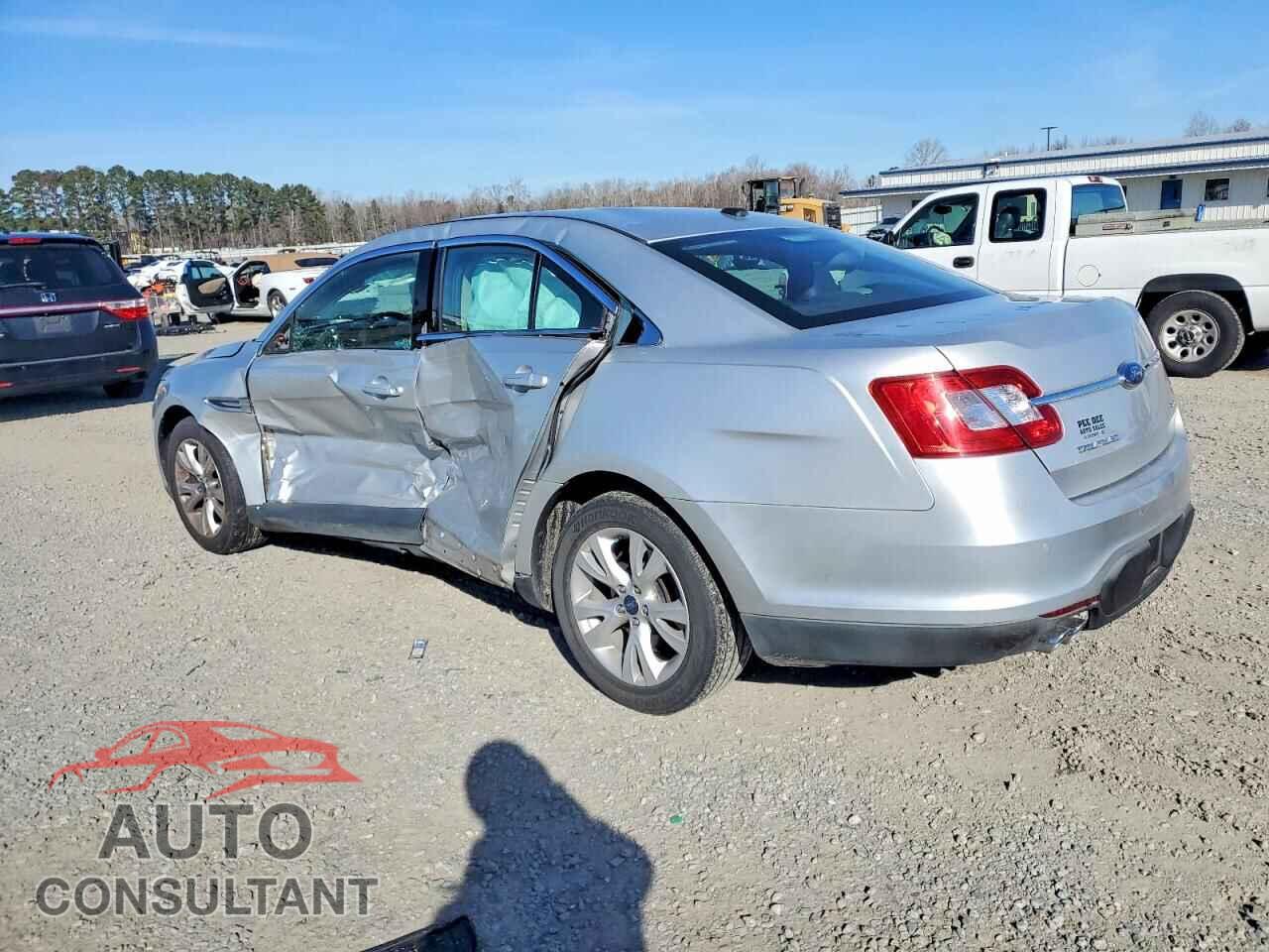 FORD TAURUS 2010 - 1FAHP2EW7AG128001