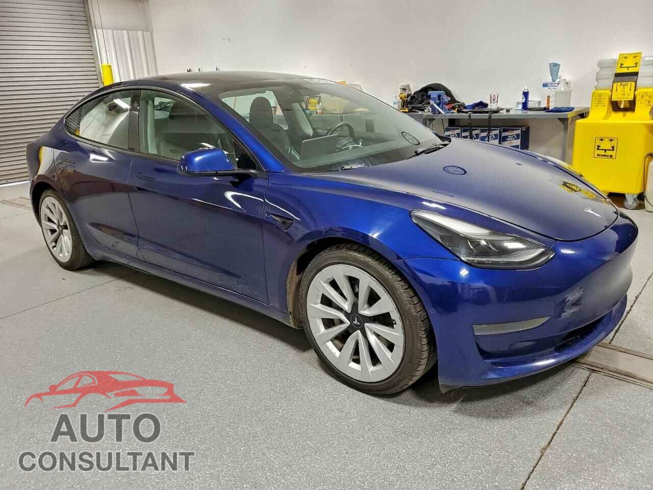 TESLA MODEL 3 2022 - 5YJ3E1EA9NF371575