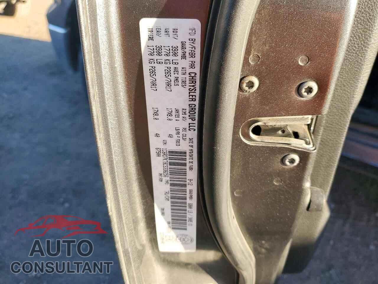 DODGE RAM 1500 2012 - 1C6RD7KT8CS338256