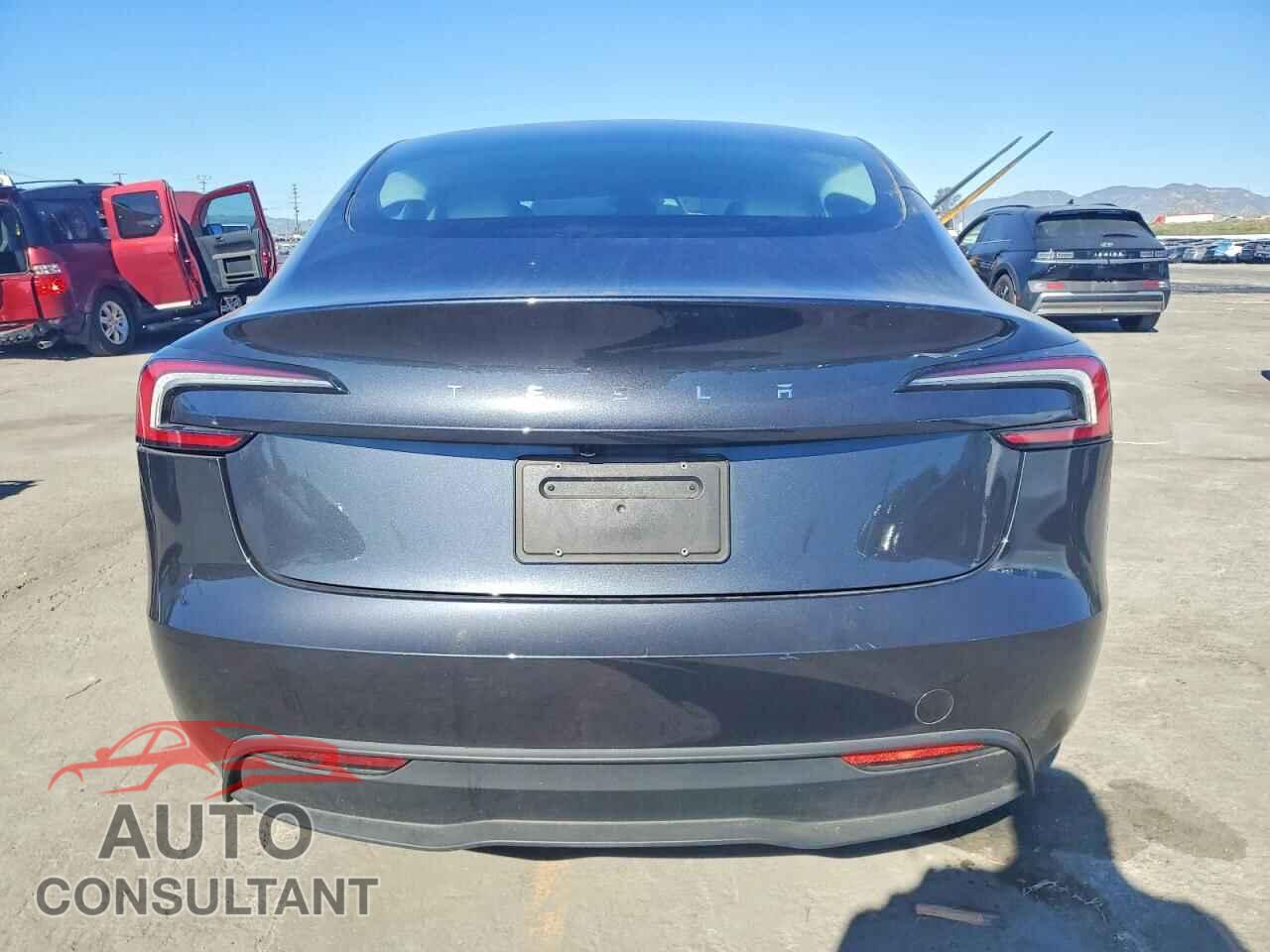TESLA MODEL 3 2025 - 5YJ3E1EA8SF937270