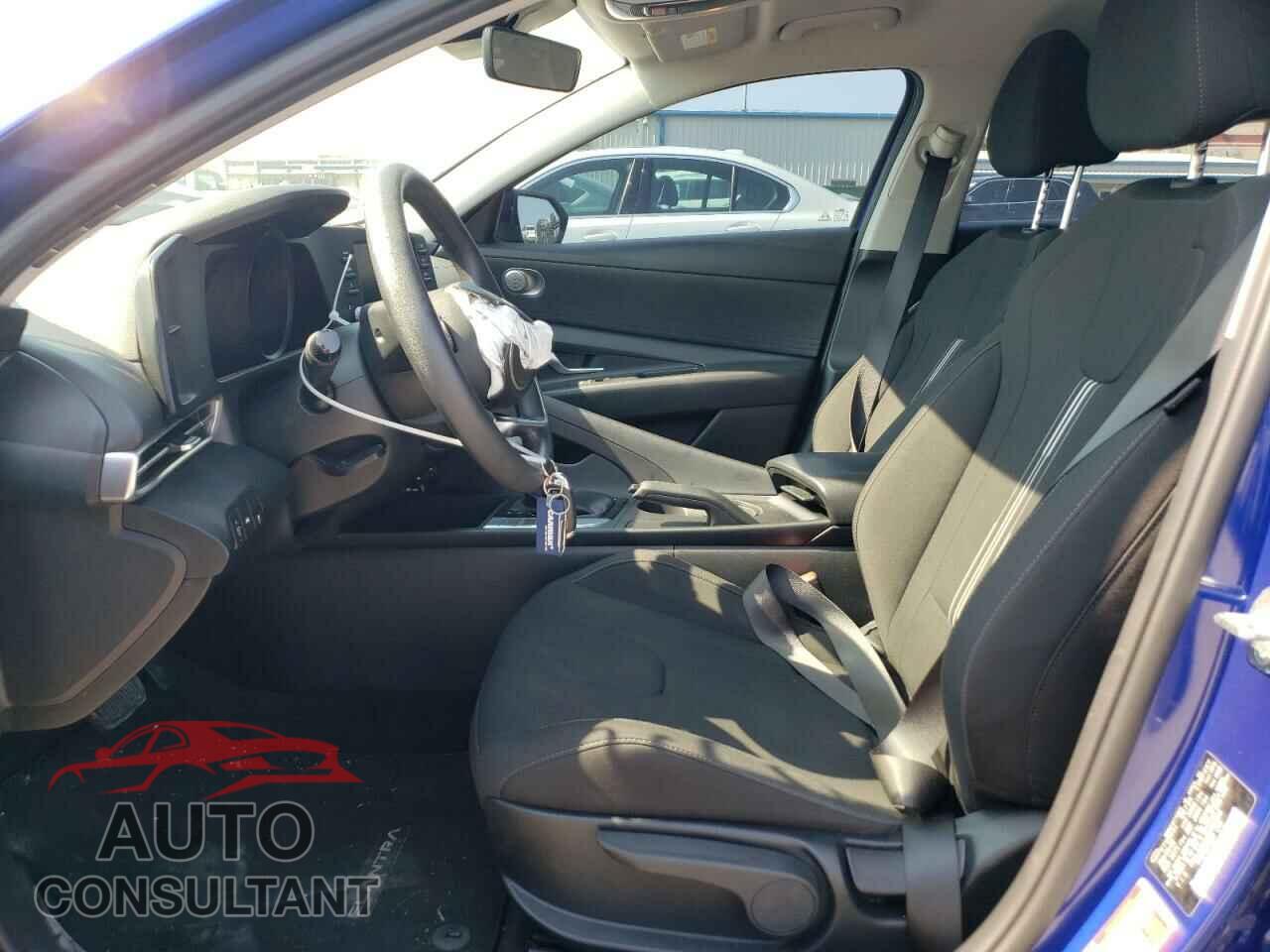 HYUNDAI ACCENT 2022 - KMHLM4AG1NU322095