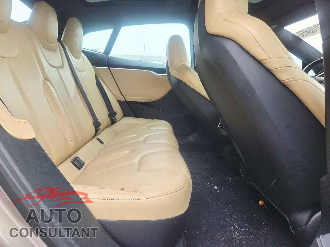 TESLA MODEL S 2015 - 5YJSA1V27FF097407