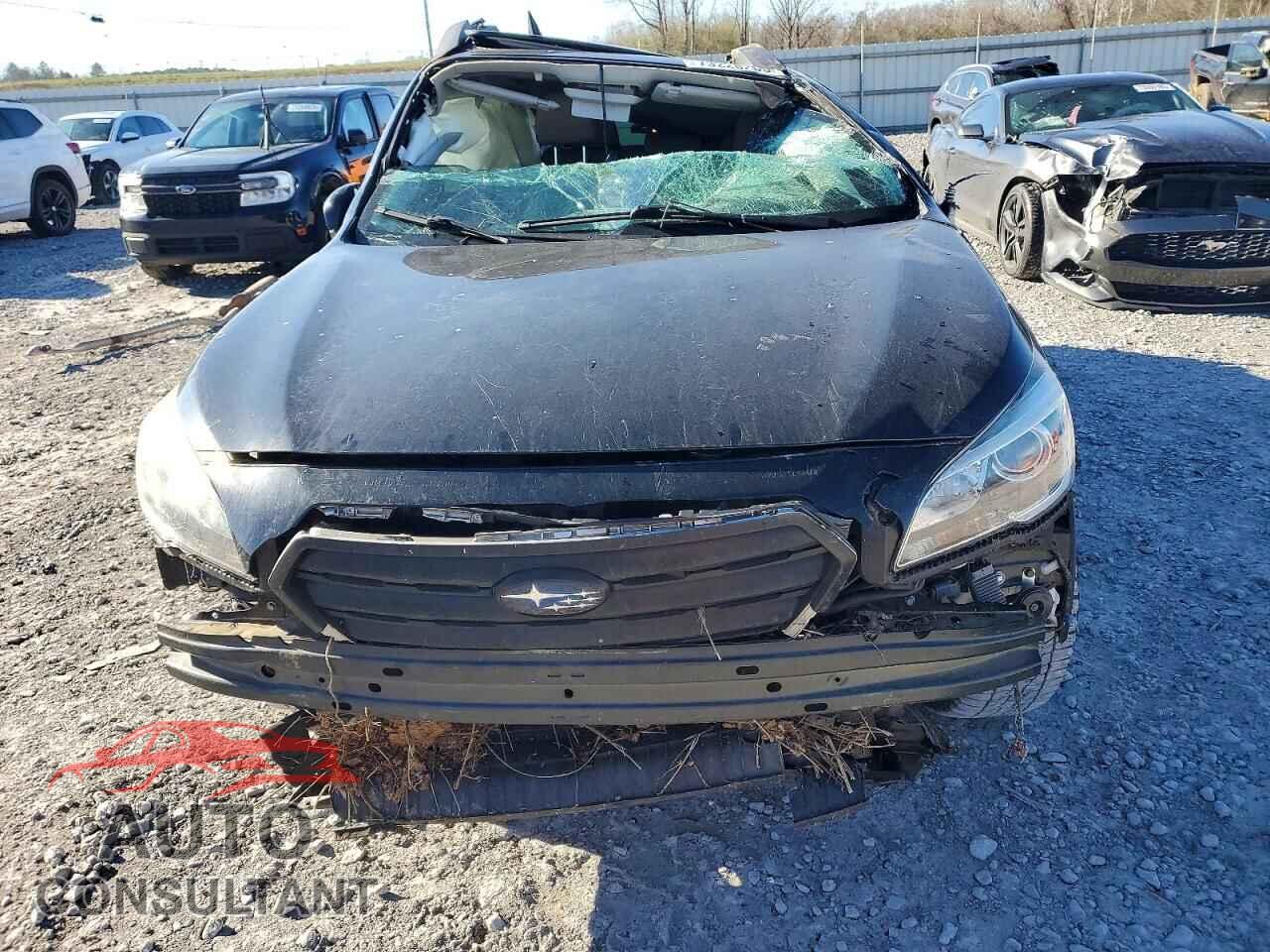 SUBARU OUTBACK 2017 - 4S4BSEKC1H3415275