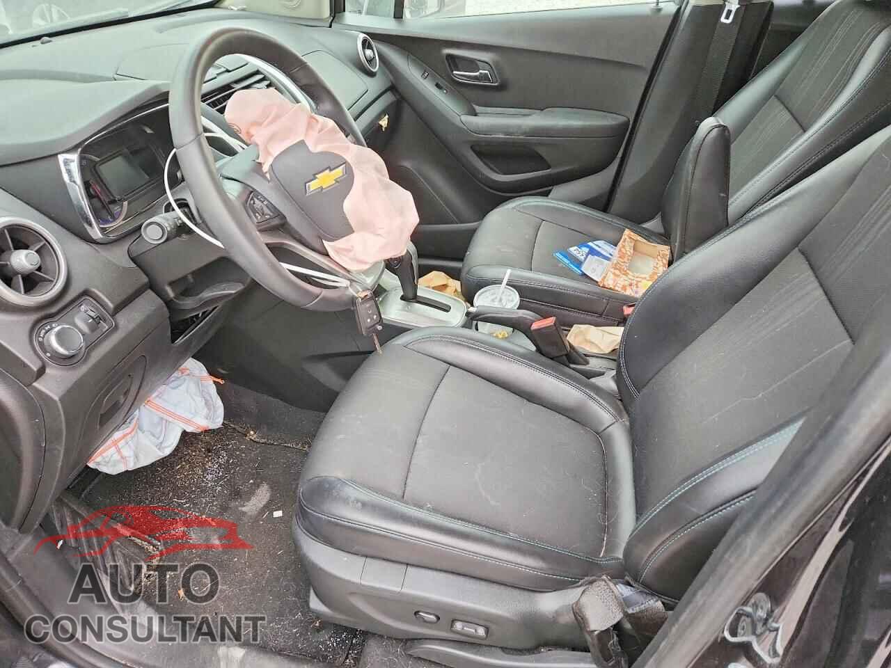 CHEVROLET TRAX 2015 - KL7CJLSB8FB231040