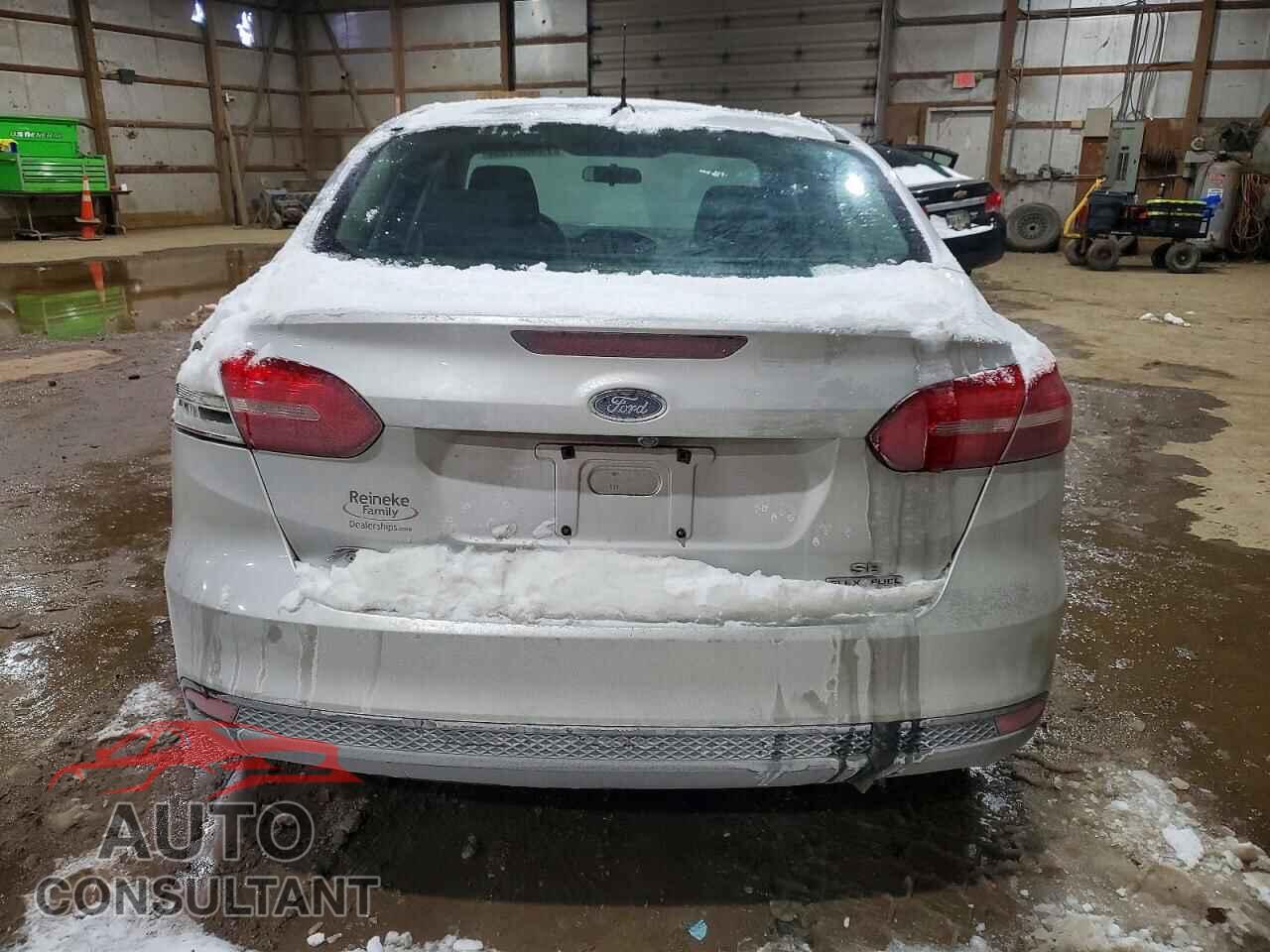 FORD FOCUS 2016 - 1FADP3F28GL224851