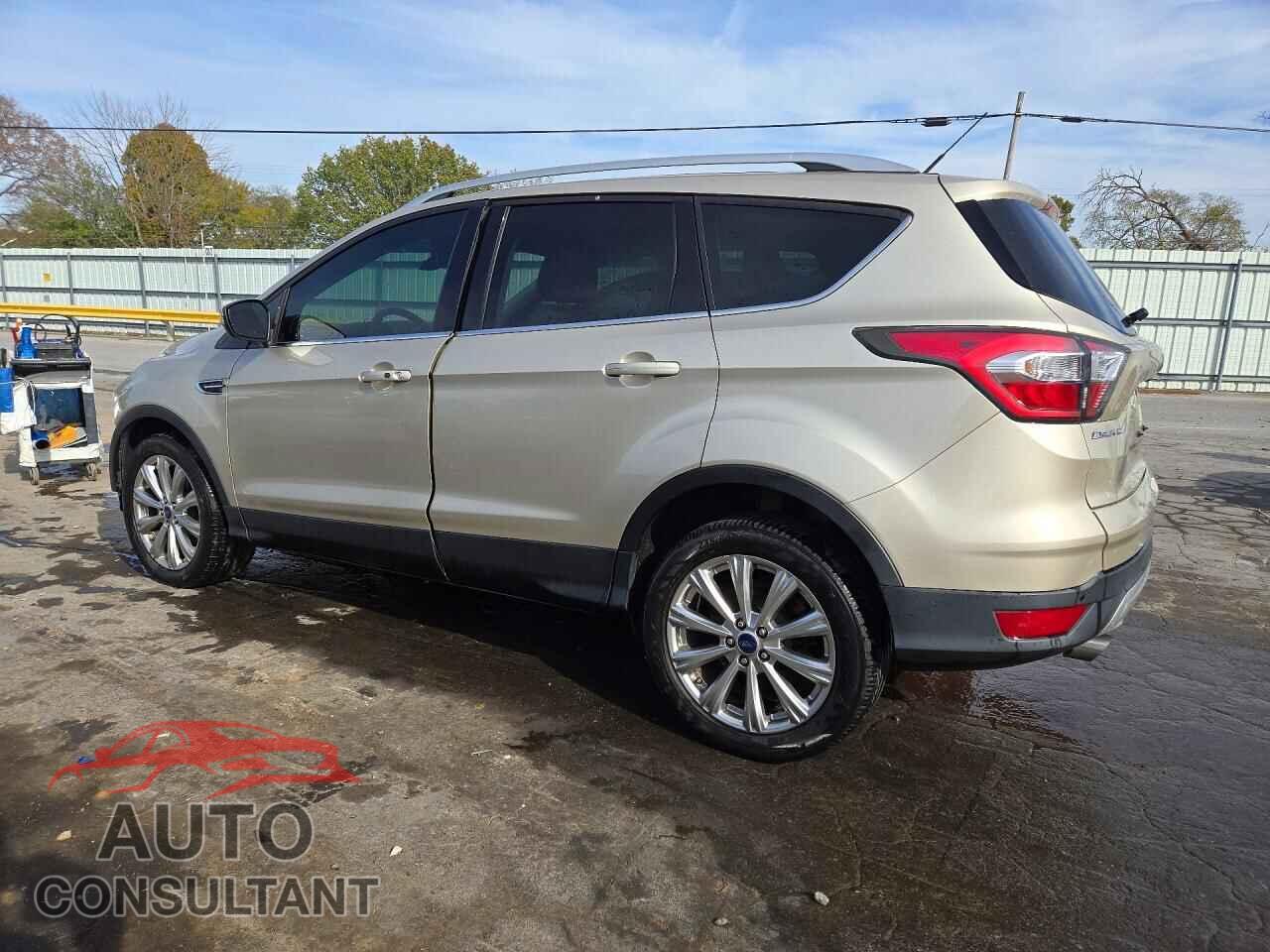 FORD ESCAPE 2017 - 1FMCU0JD8HUB19563