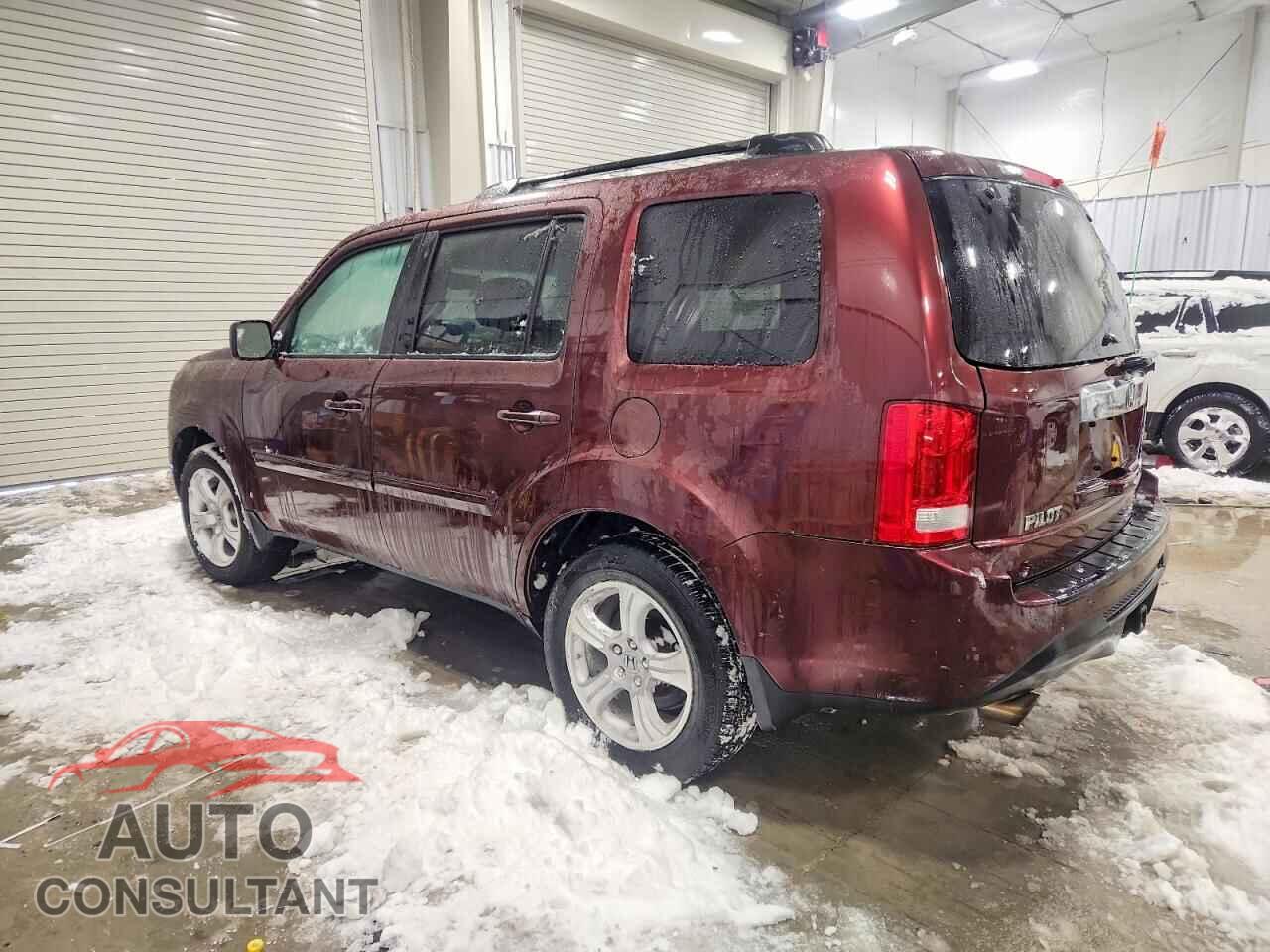 HONDA PILOT 2013 - 5FNYF4H56DB033407