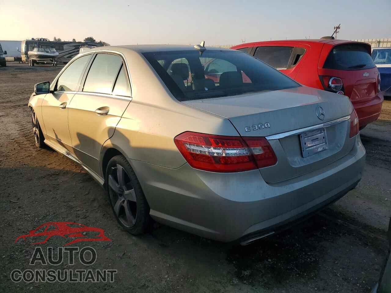 MERCEDES-BENZ E-CLASS 2011 - WDDHF5GB3BA276455