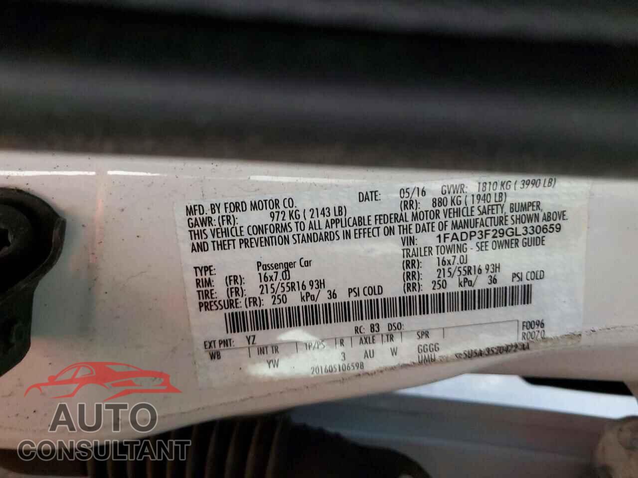 FORD FOCUS 2016 - 1FADP3F29GL330659