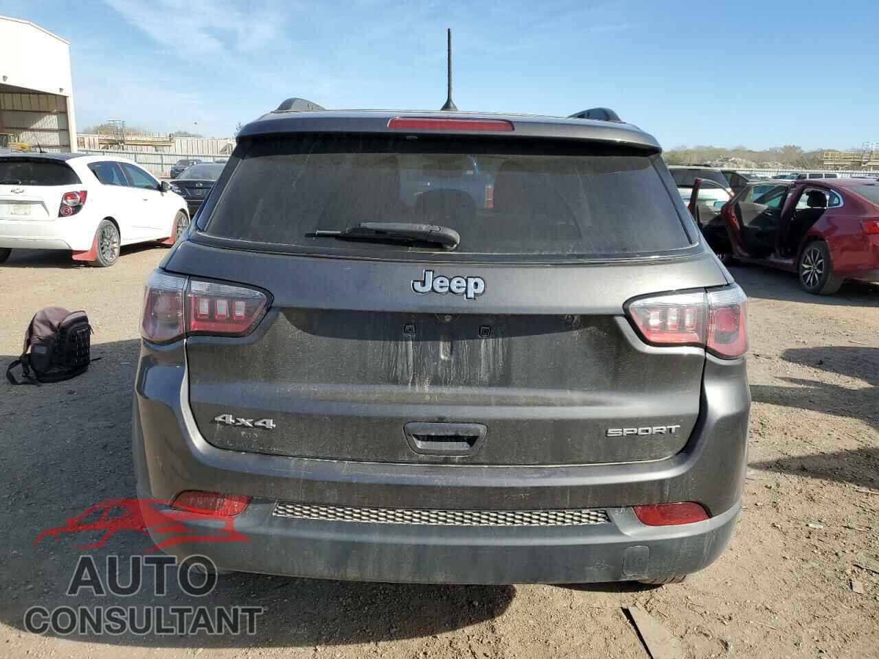 JEEP COMPASS 2018 - 3C4NJDAB2JT307717