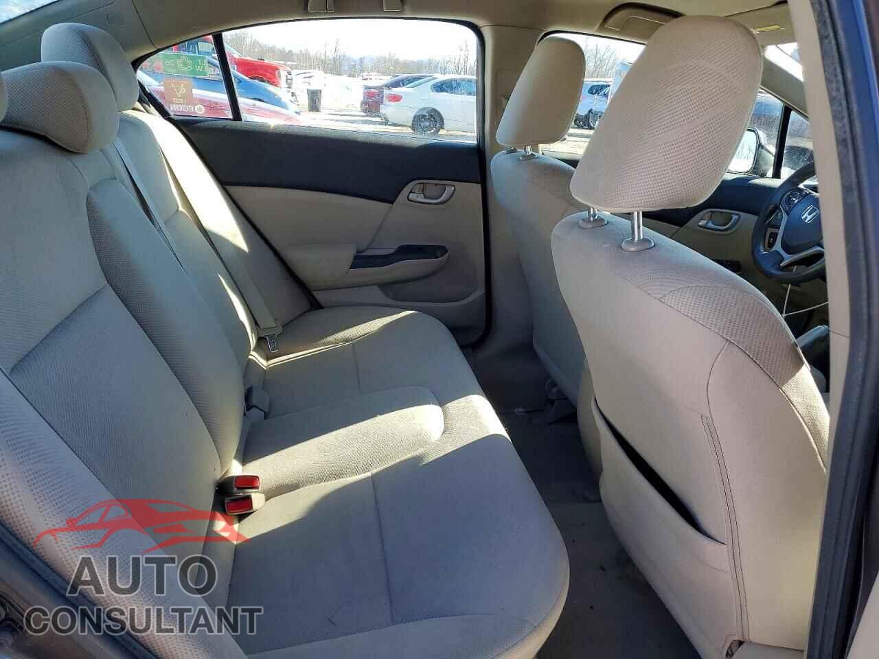 HONDA CIVIC 2012 - 2HGFB2E58CH576036