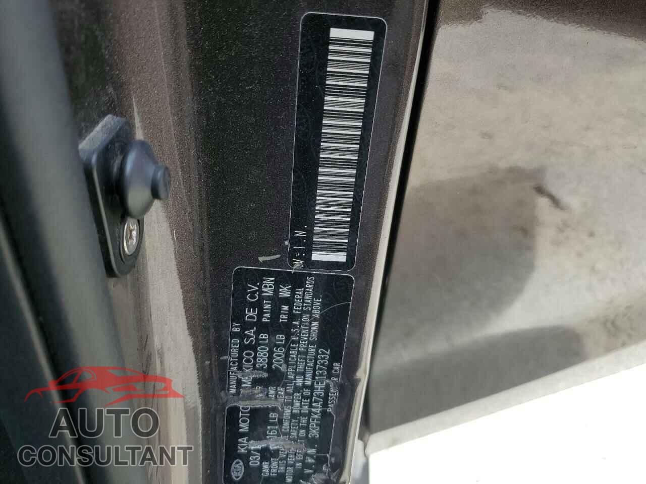KIA FORTE 2017 - 3KPFK4A73HE137332