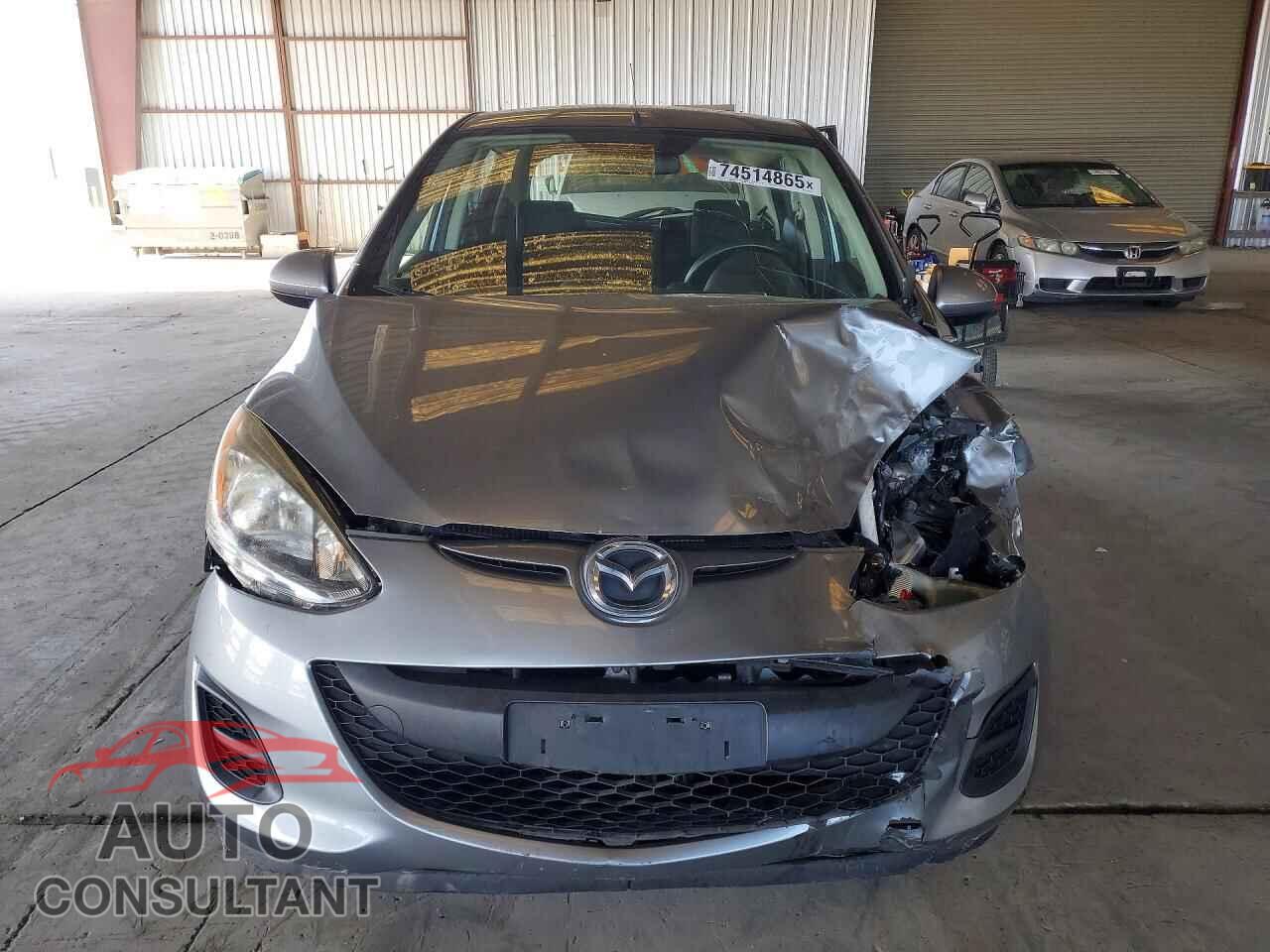 MAZDA 2 2014 - JM1DE1KZ4E0177033