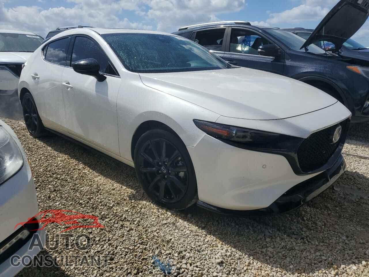 MAZDA 3 2023 - JM1BPBNY9P1608327