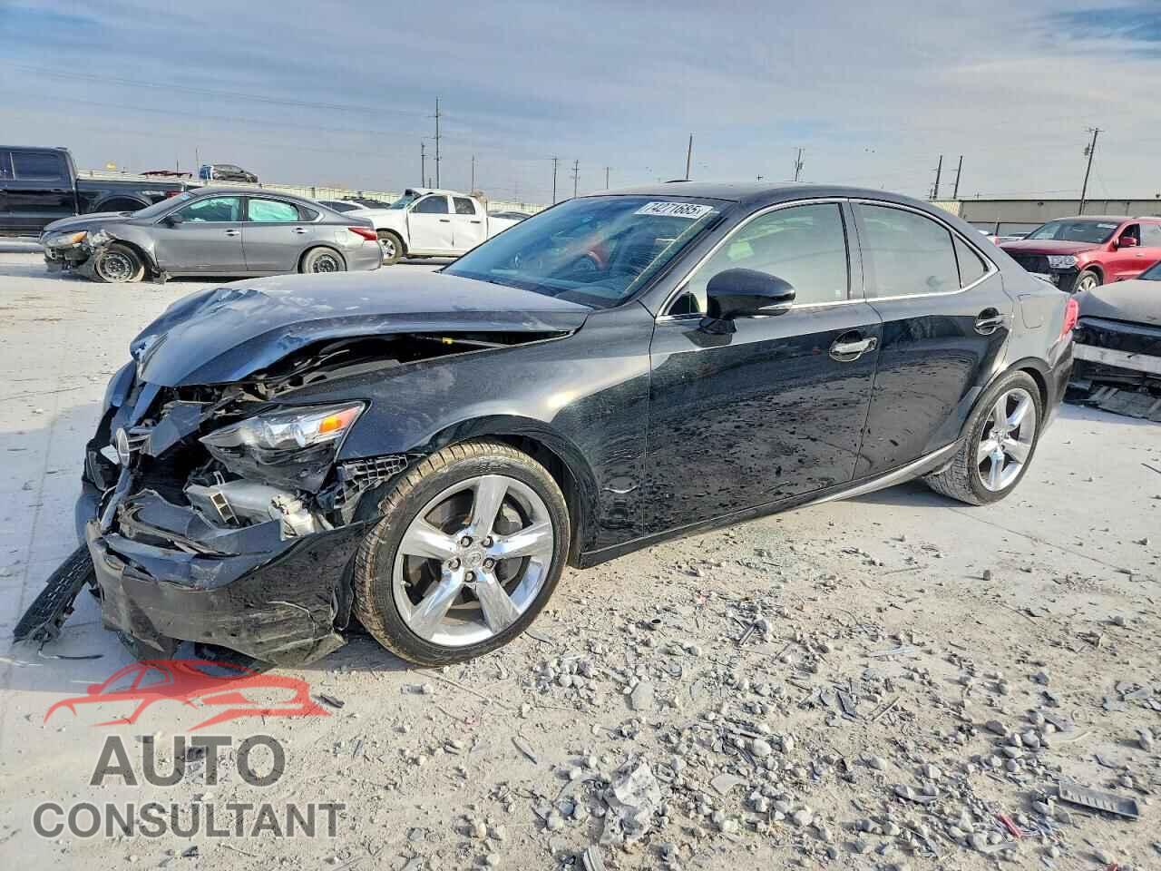 LEXUS IS 2014 - JTHBE1D22E5002482