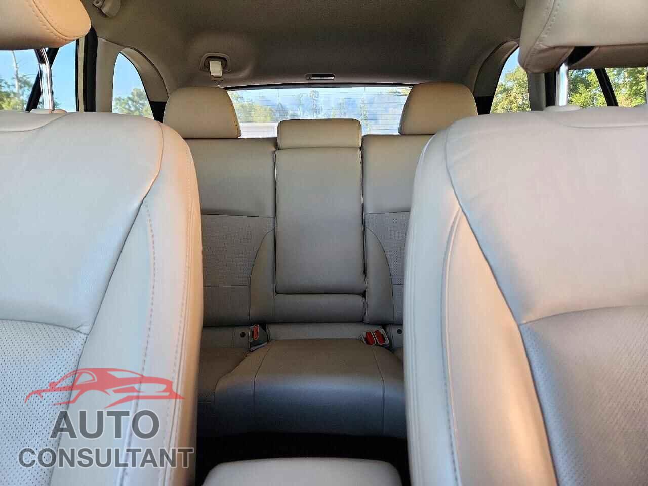 SUBARU OUTBACK 2016 - 4S4BSANC2G3327533