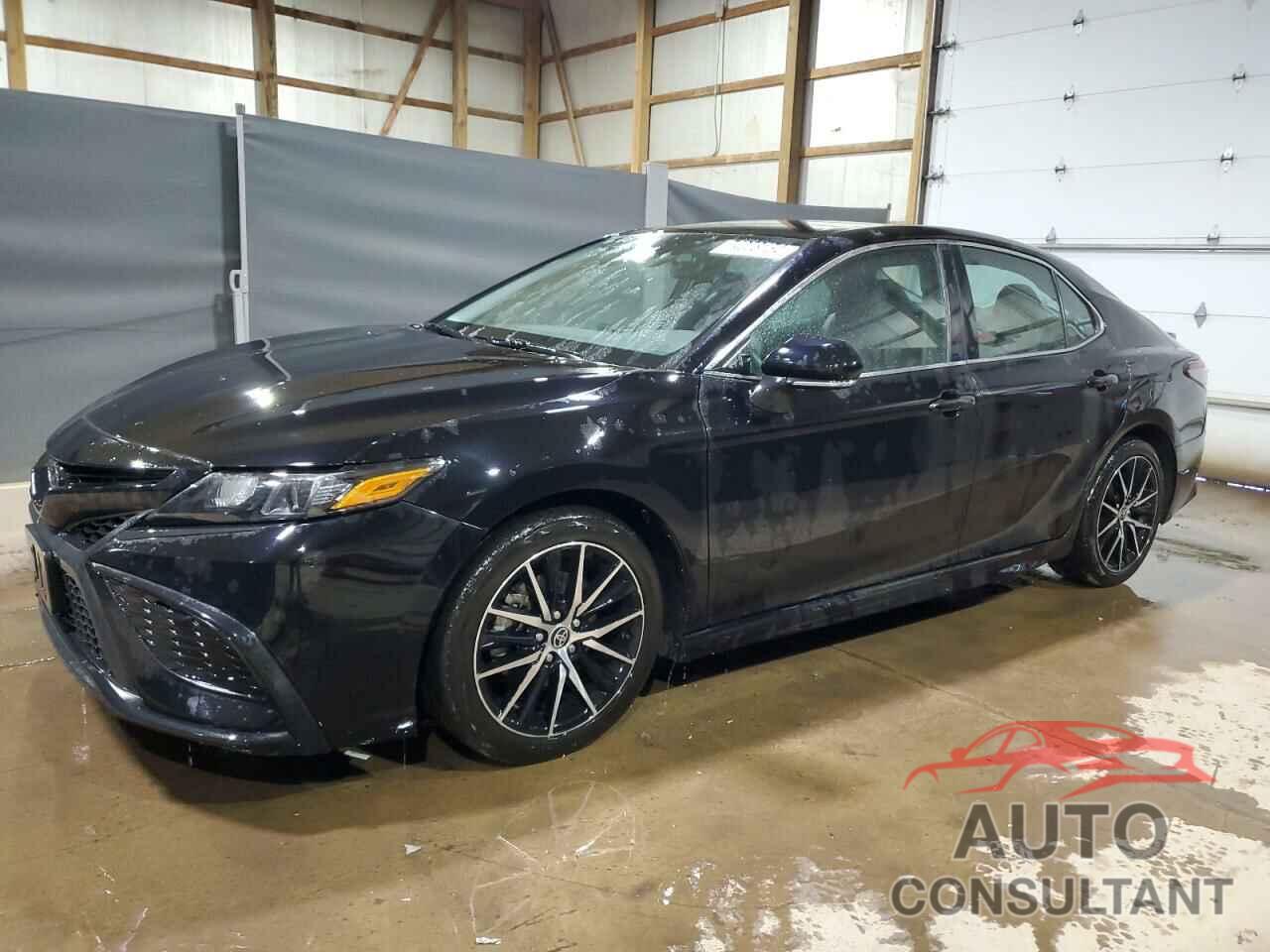 TOYOTA CAMRY 2022 - 4T1G11AK9NU707336