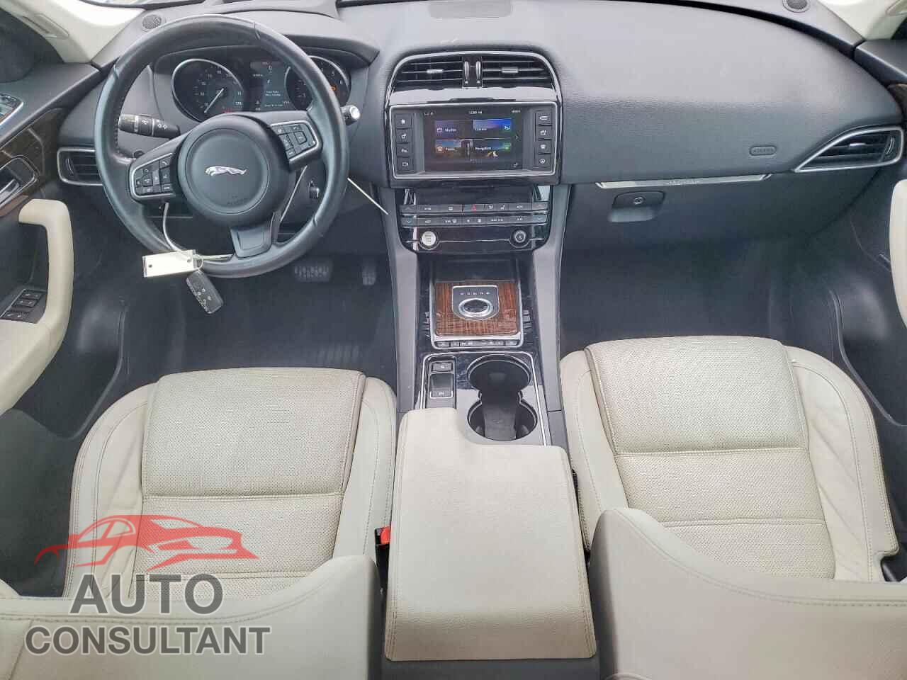 JAGUAR F-PACE 2017 - SADCK2BVXHA060177