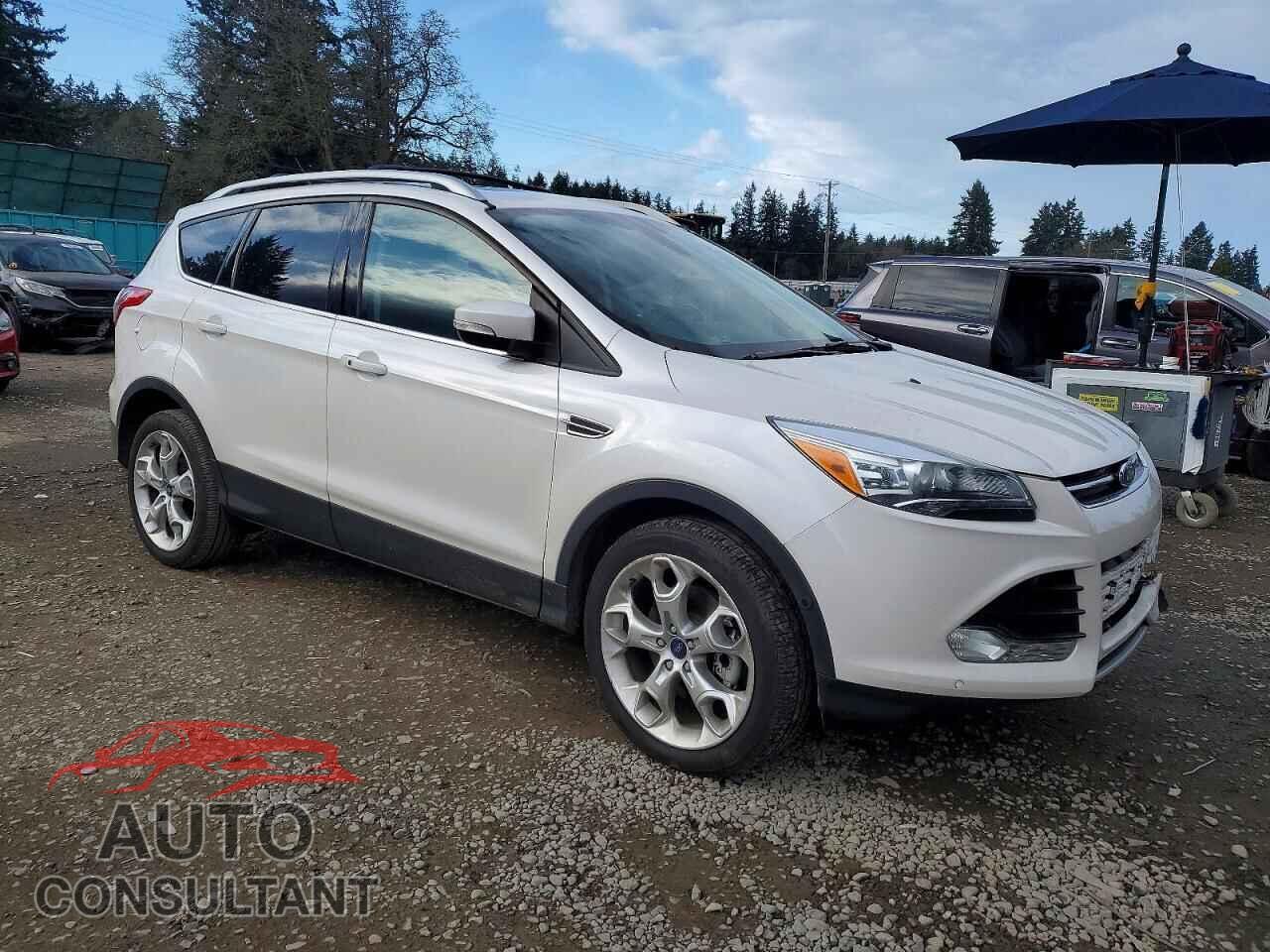 FORD ESCAPE 2013 - 1FMCU9J98DUD10765