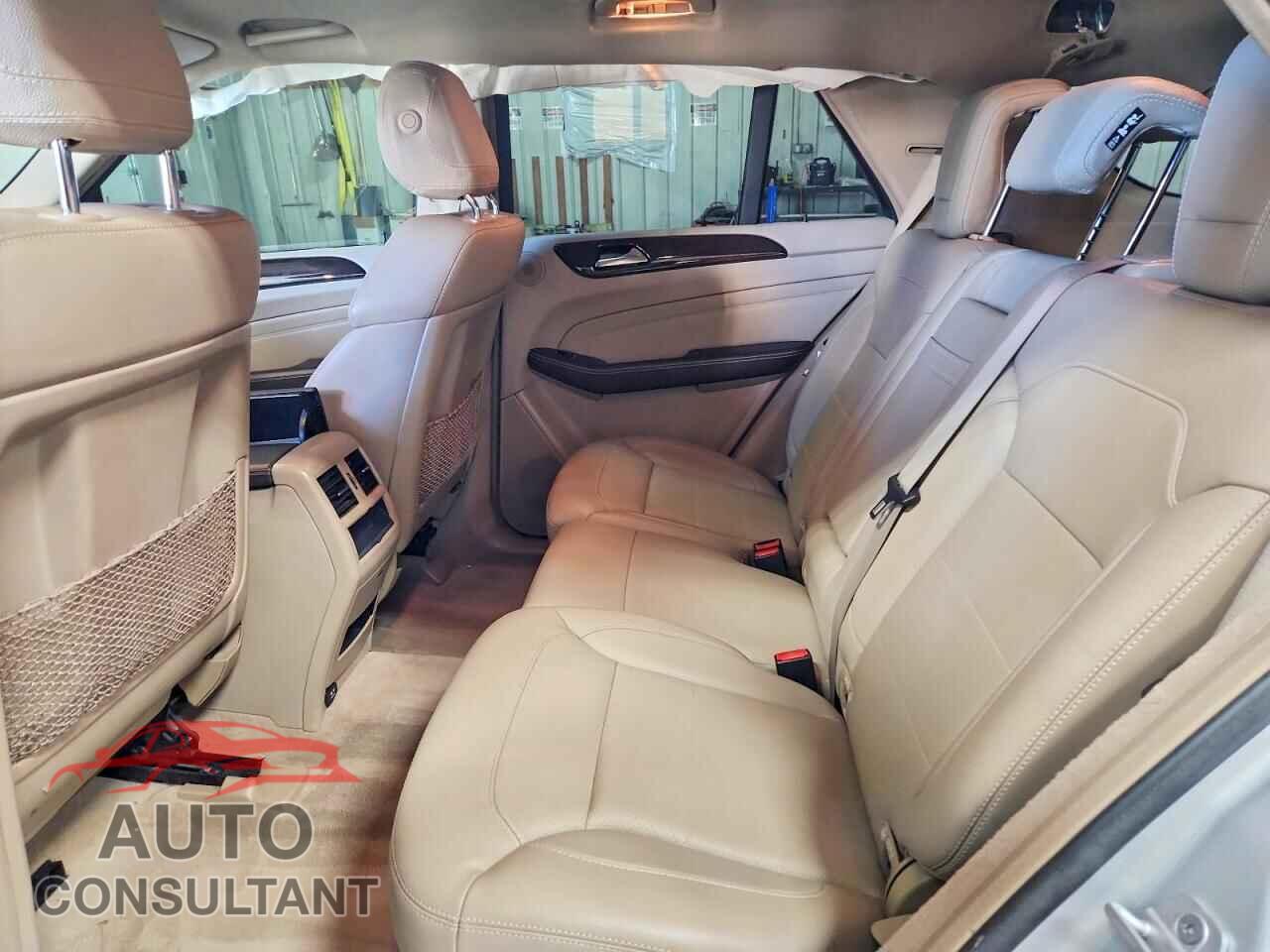 MERCEDES-BENZ M-CLASS 2015 - 4JGDA5JB6FA451489