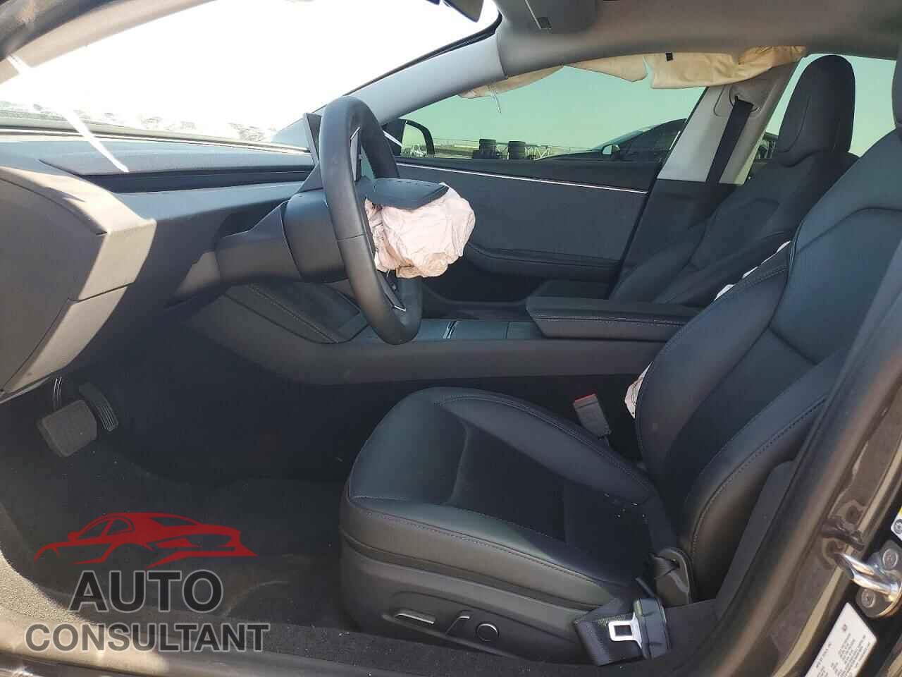 TESLA MODEL 3 2024 - 5YJ3E1EA1RF729757