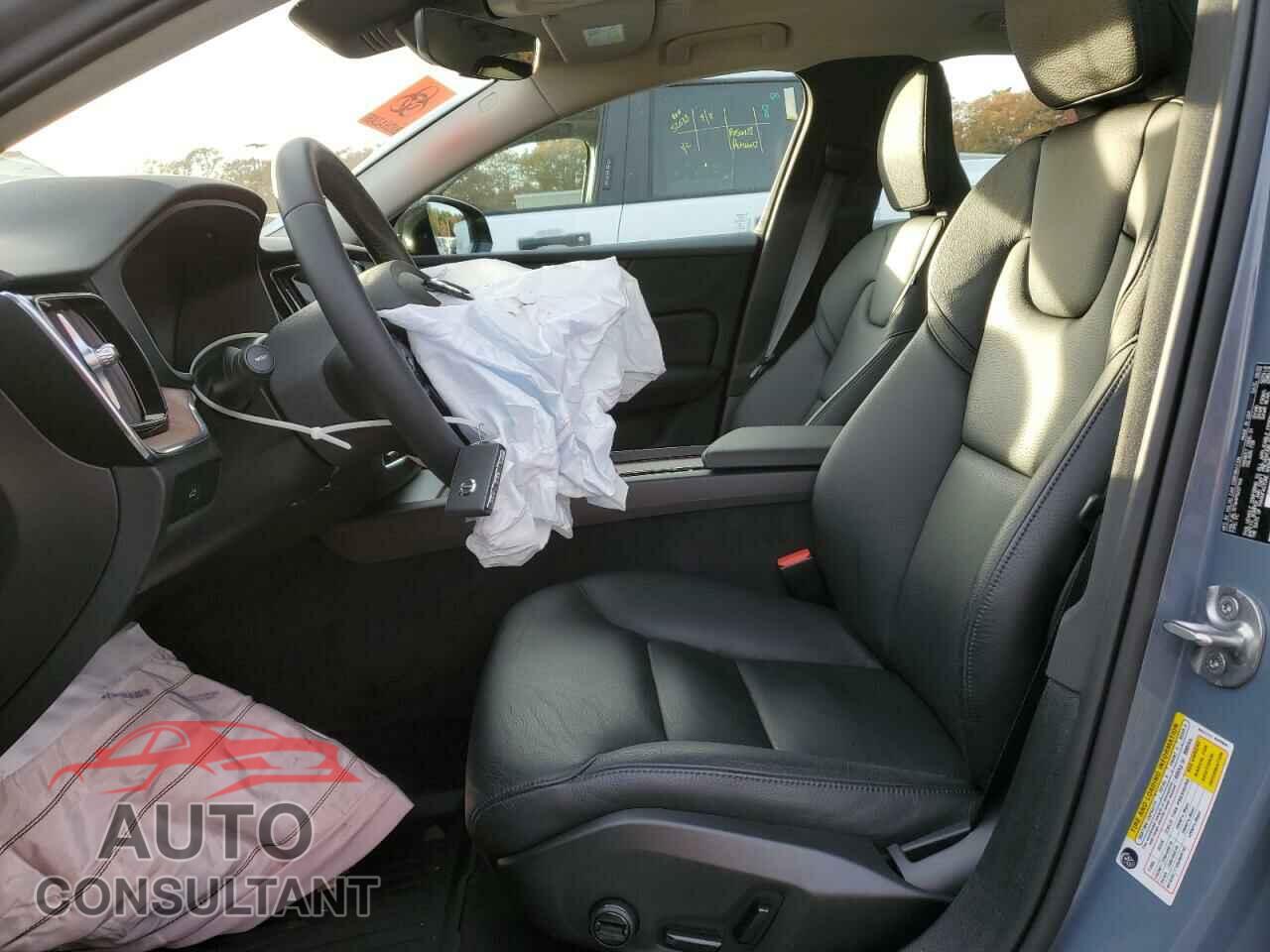 VOLVO S60 PLUS 2023 - 7JRL12TW4PG227149